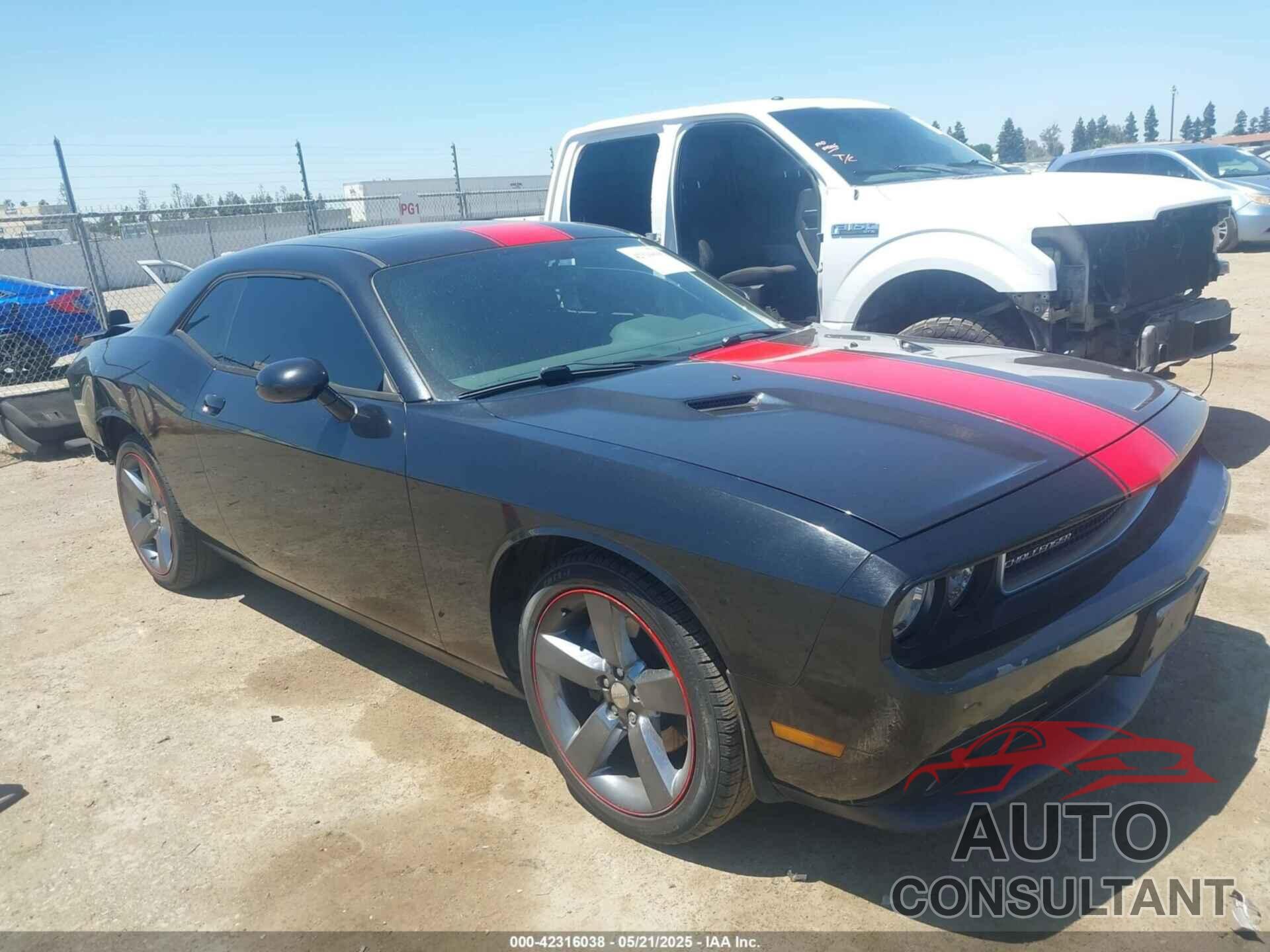 DODGE CHALLENGER 2014 - 2C3CDYAGXEH282098