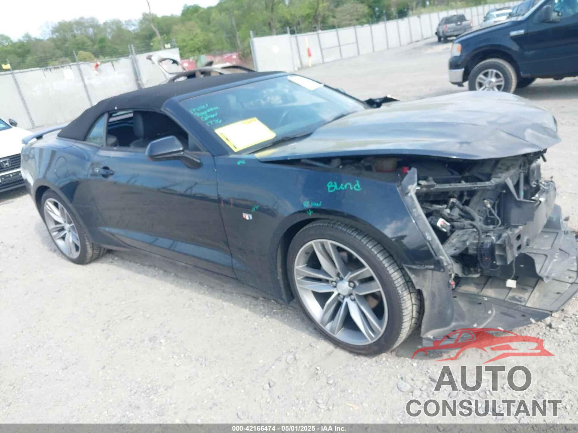 CHEVROLET CAMARO 2018 - 1G1FD3DS8J0170550