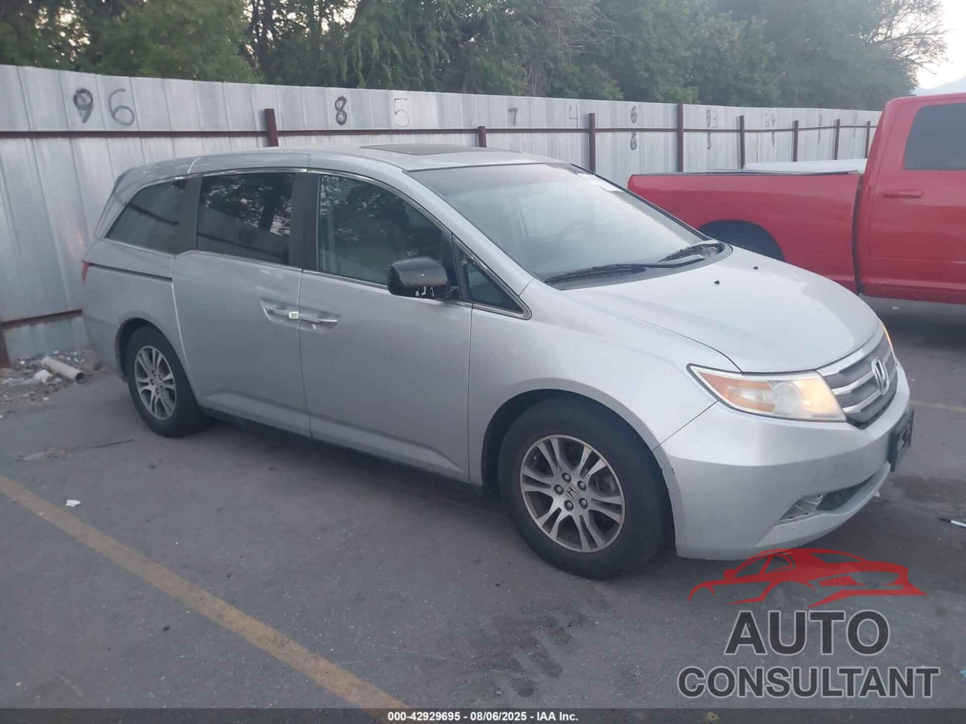 HONDA ODYSSEY 2013 - 5FNRL5H67DB002193