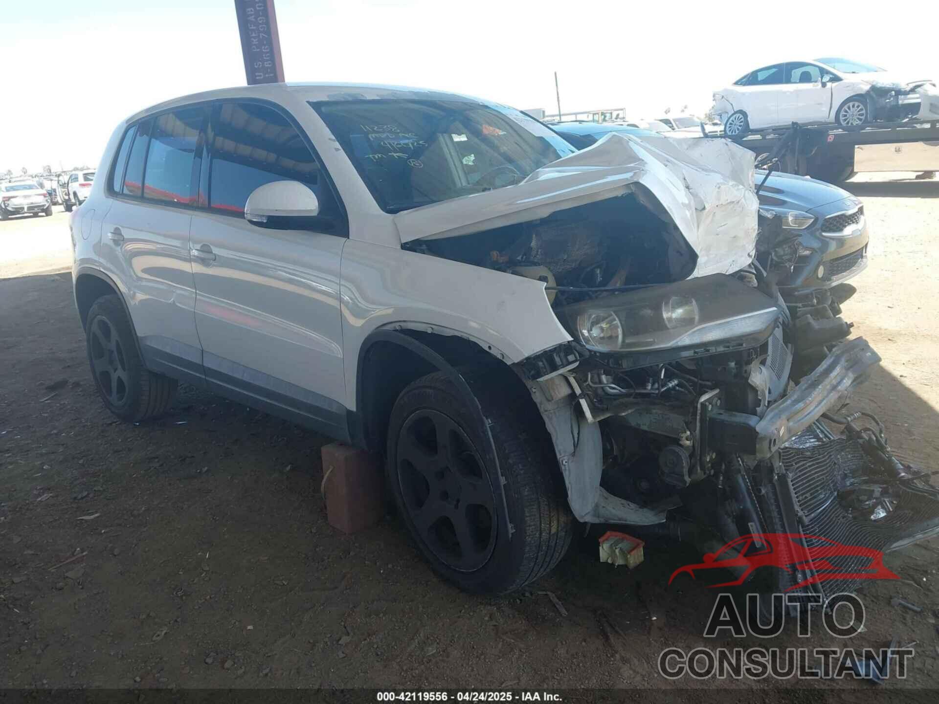 VOLKSWAGEN TIGUAN 2013 - WVGAV7AX5DW514905