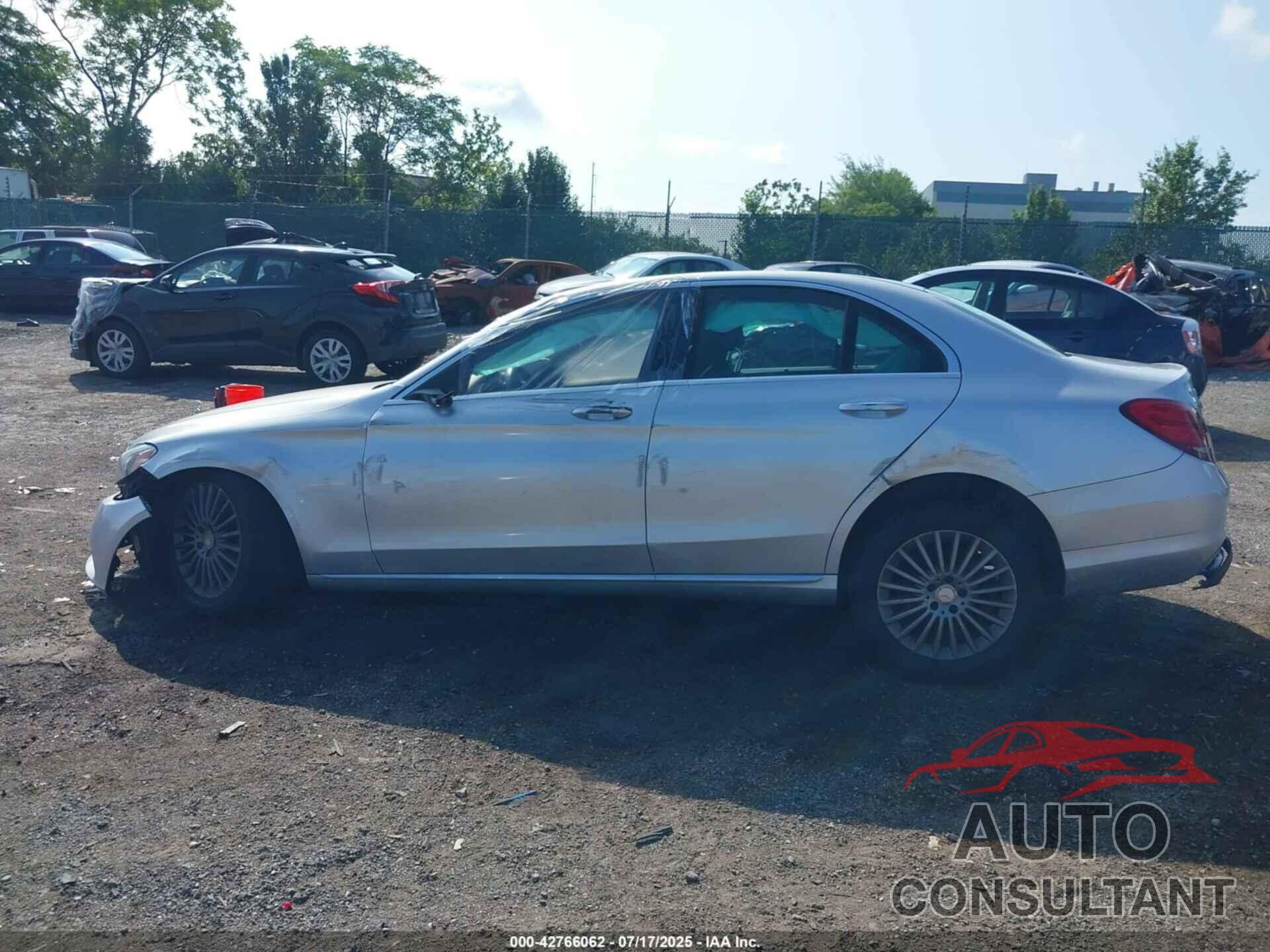MERCEDES-BENZ C 2015 - 55SWF4KB2FU032942