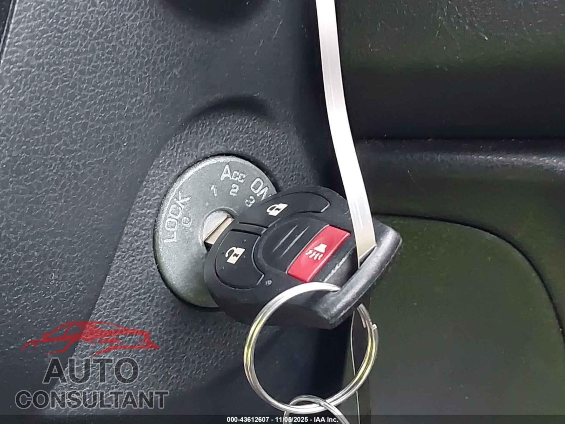 NISSAN VERSA NOTE 2017 - 3N1CE2CP3HL353613