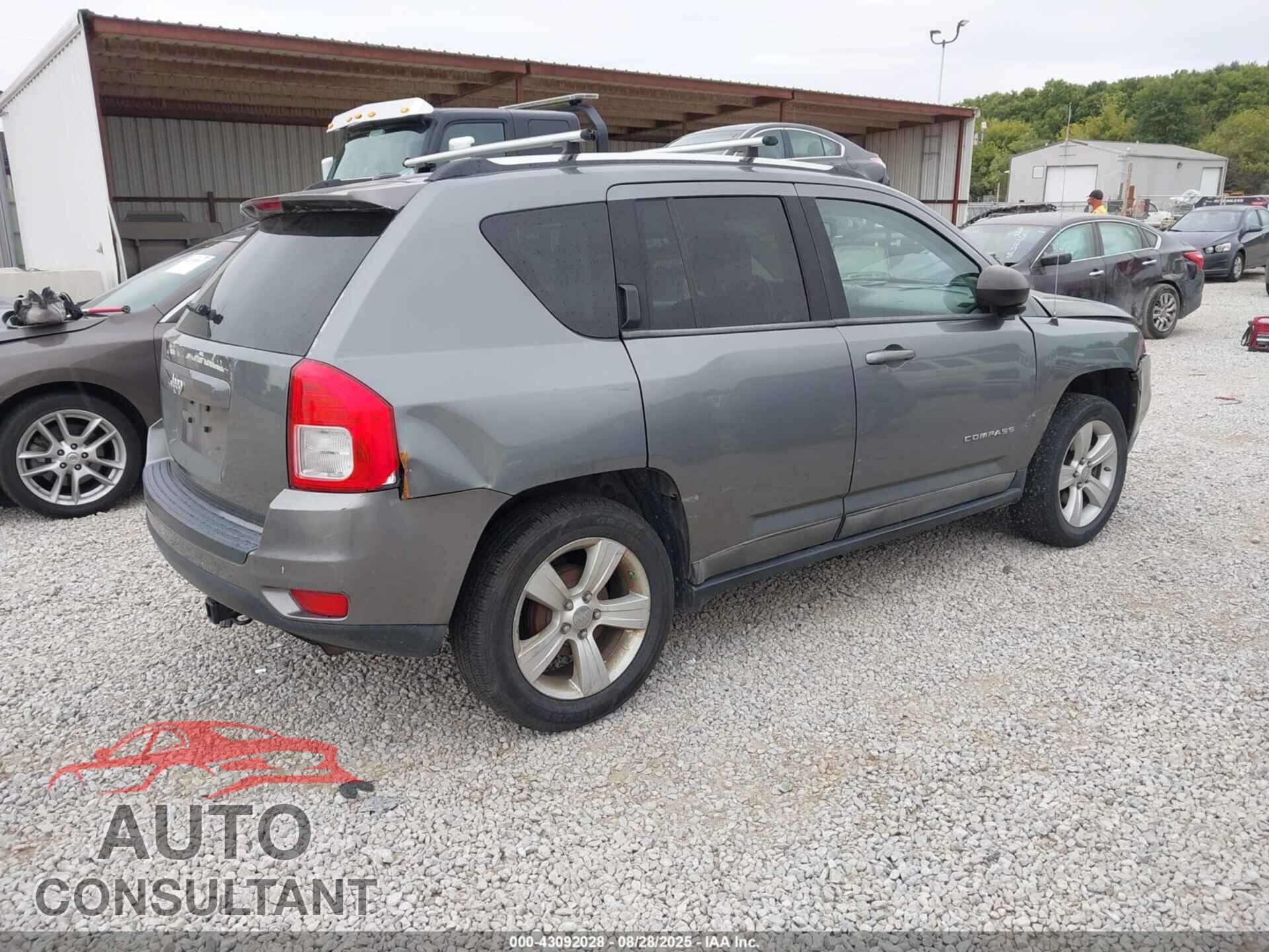 JEEP COMPASS 2011 - 1J4NT1FB5BD221417