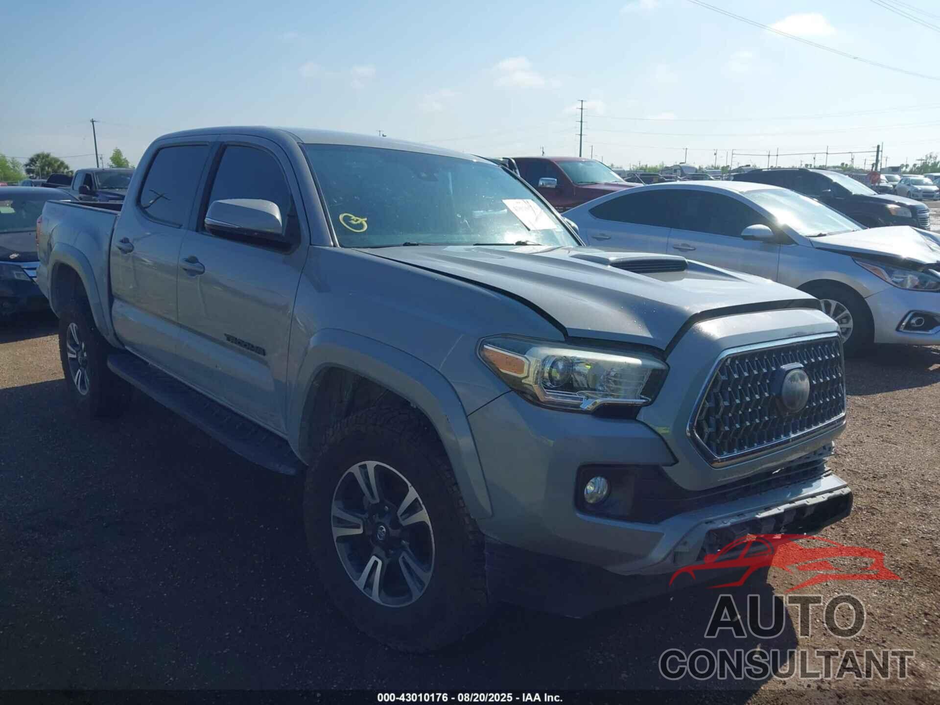 TOYOTA TACOMA 2018 - 5TFCZ5AN2JX143700