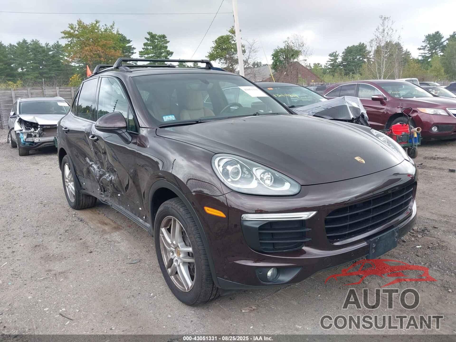 PORSCHE CAYENNE 2016 - WP1AA2A24GKA36252