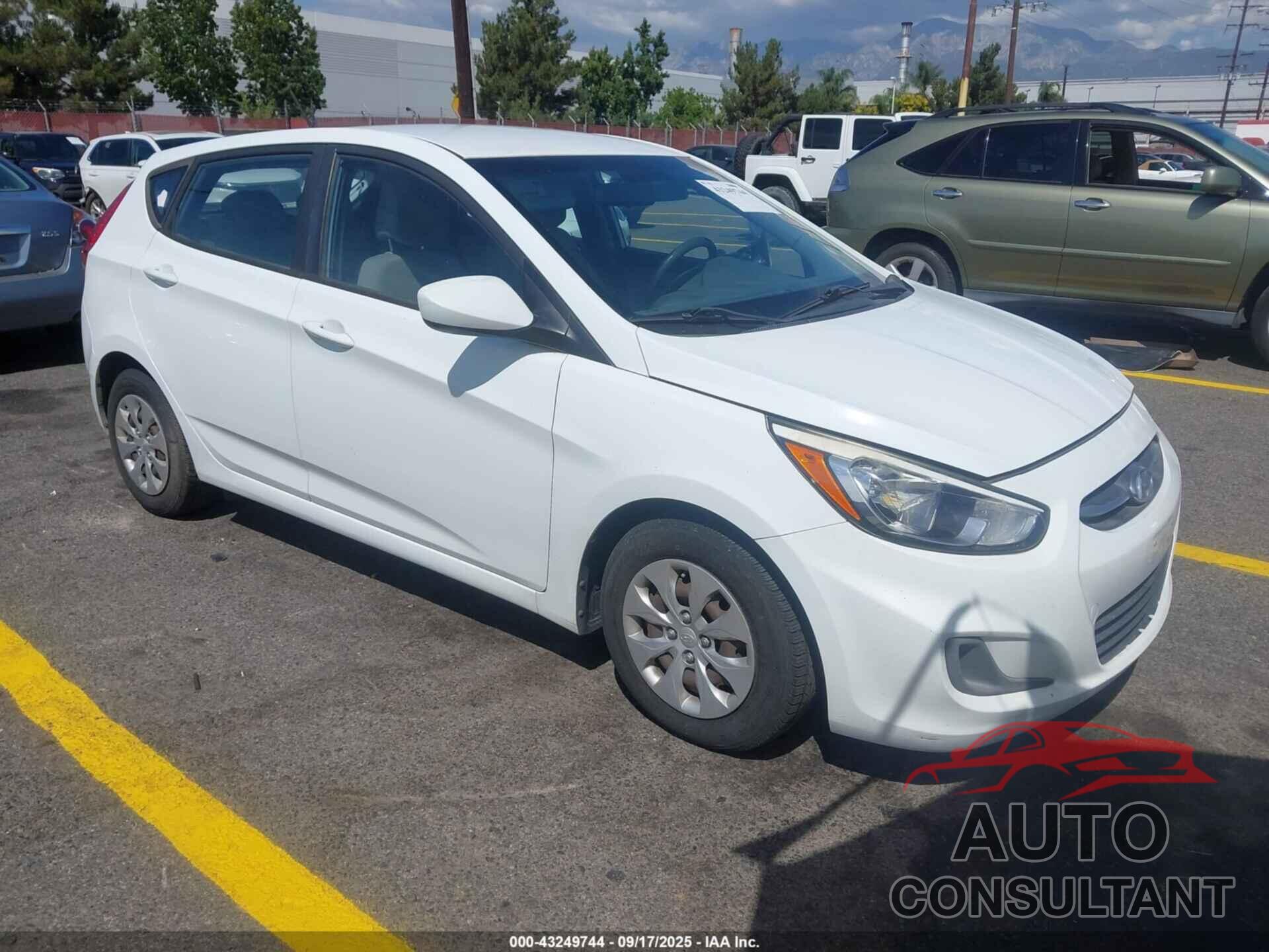 HYUNDAI ACCENT 2016 - KMHCT5AEXGU242482