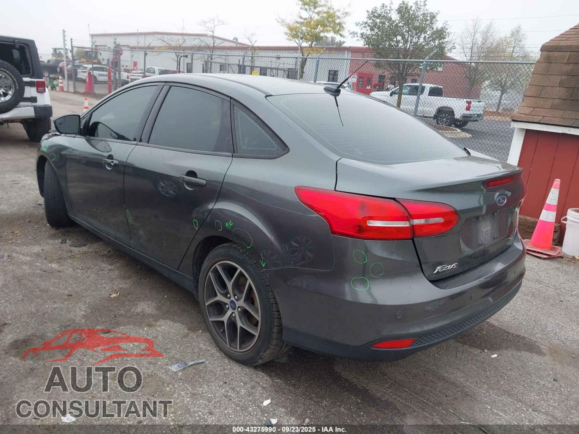 FORD FOCUS 2017 - 1FADP3H20HL257454
