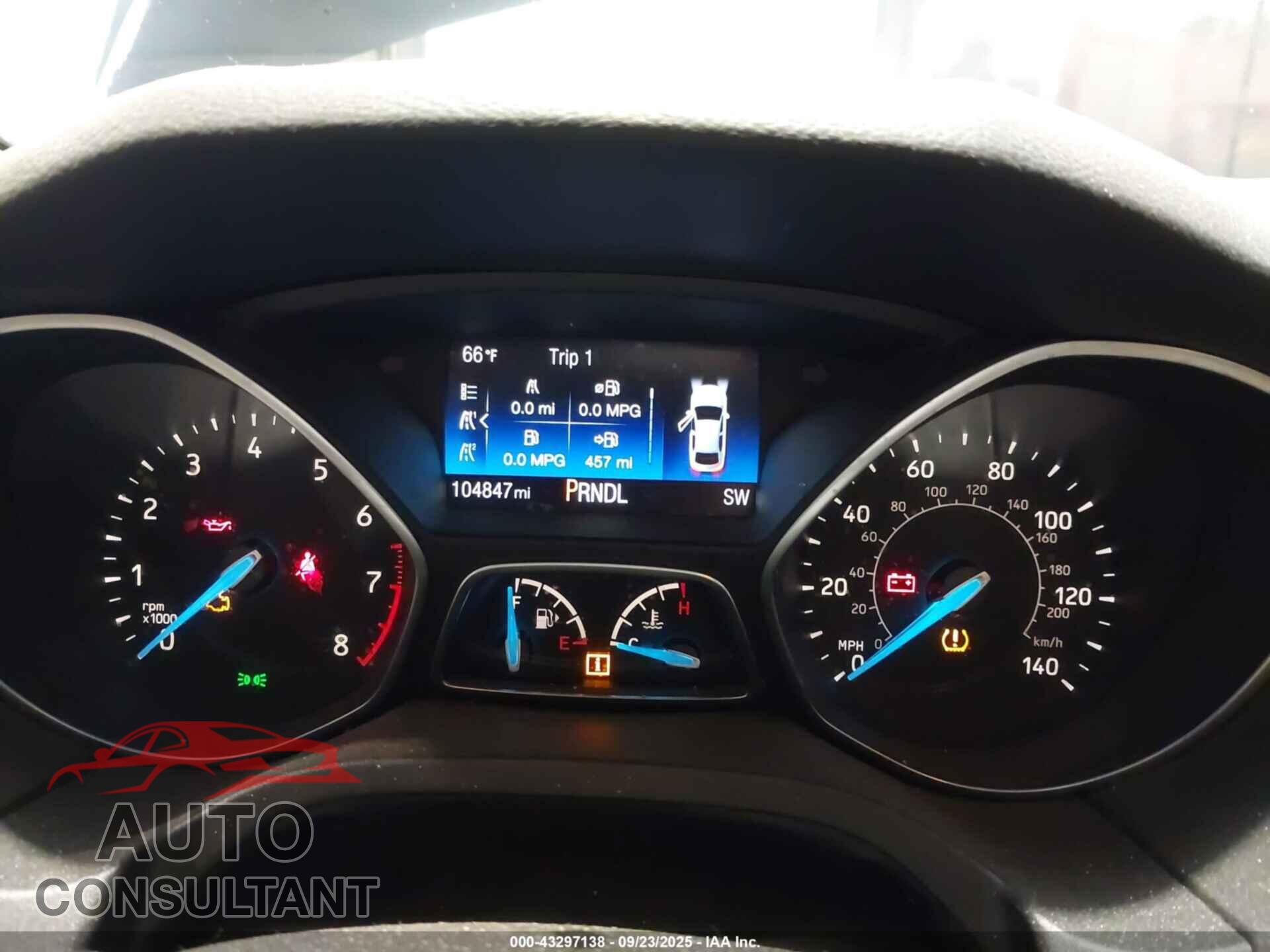 FORD FOCUS 2016 - 1FADP3F25GL271027