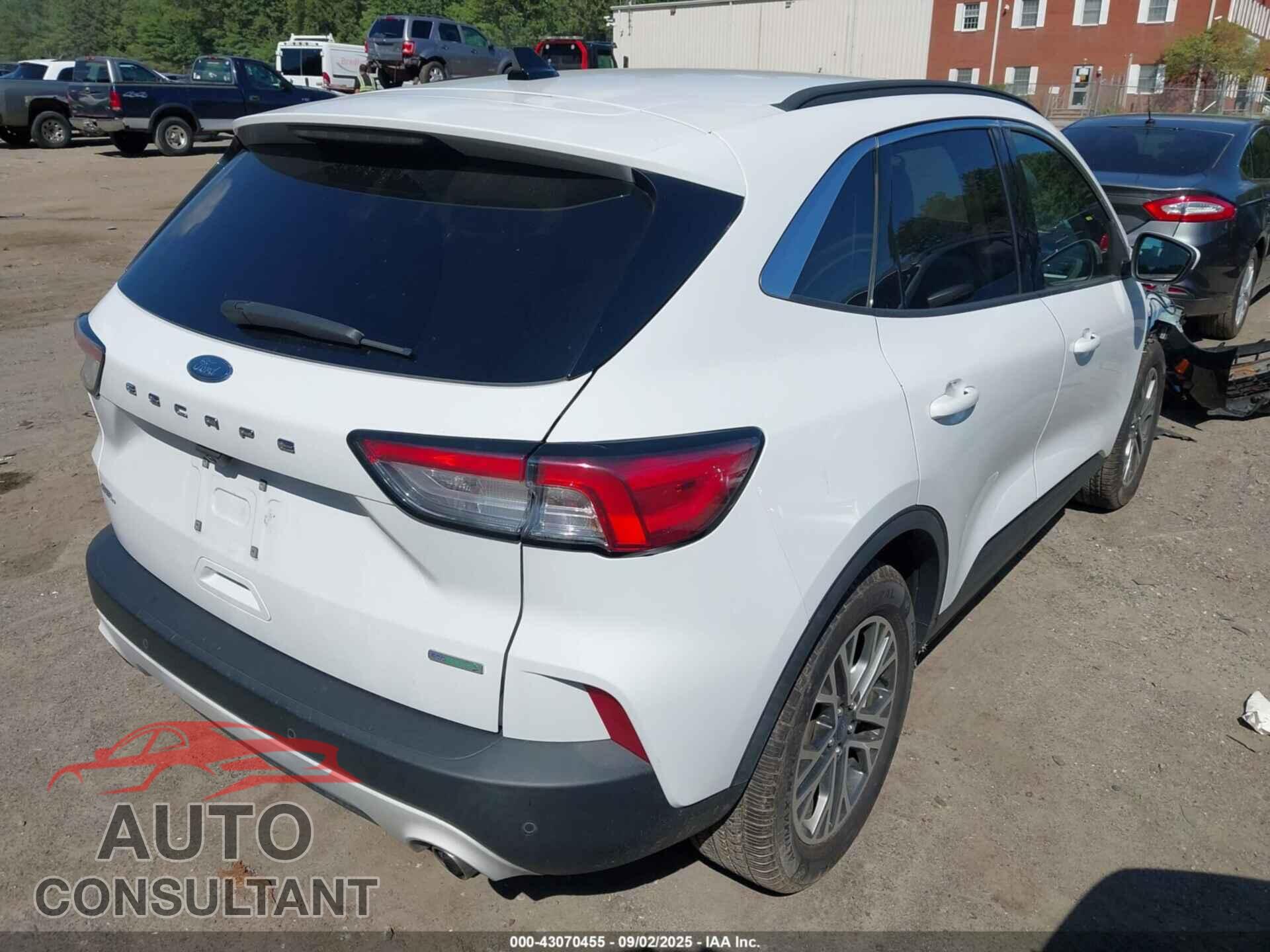 FORD ESCAPE 2020 - 1FMCU0H64LUA24630