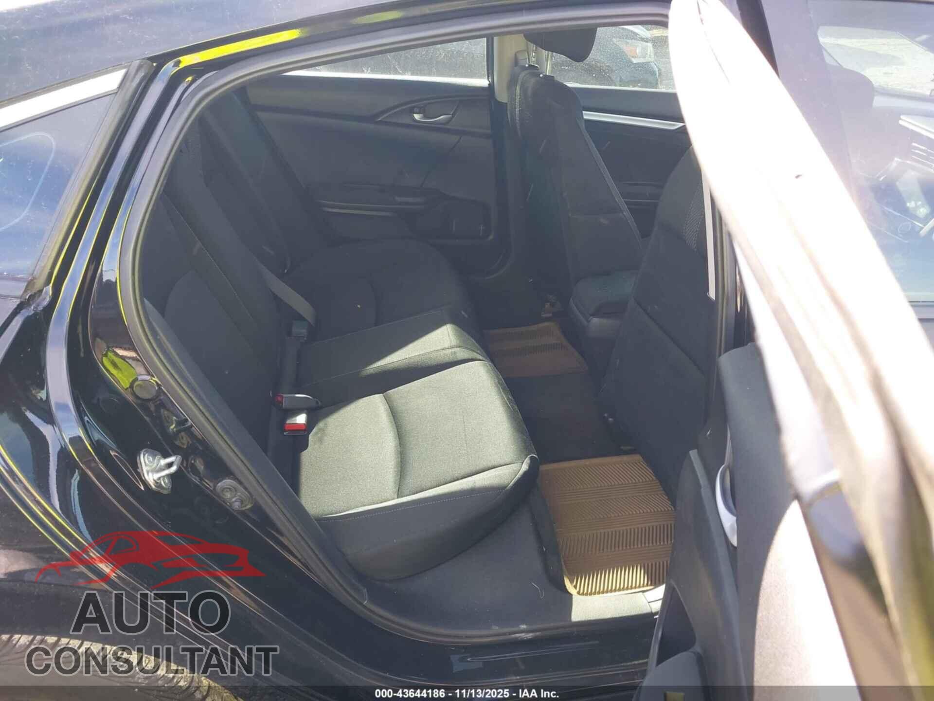 HONDA CIVIC 2017 - 19XFC2F79HE022695