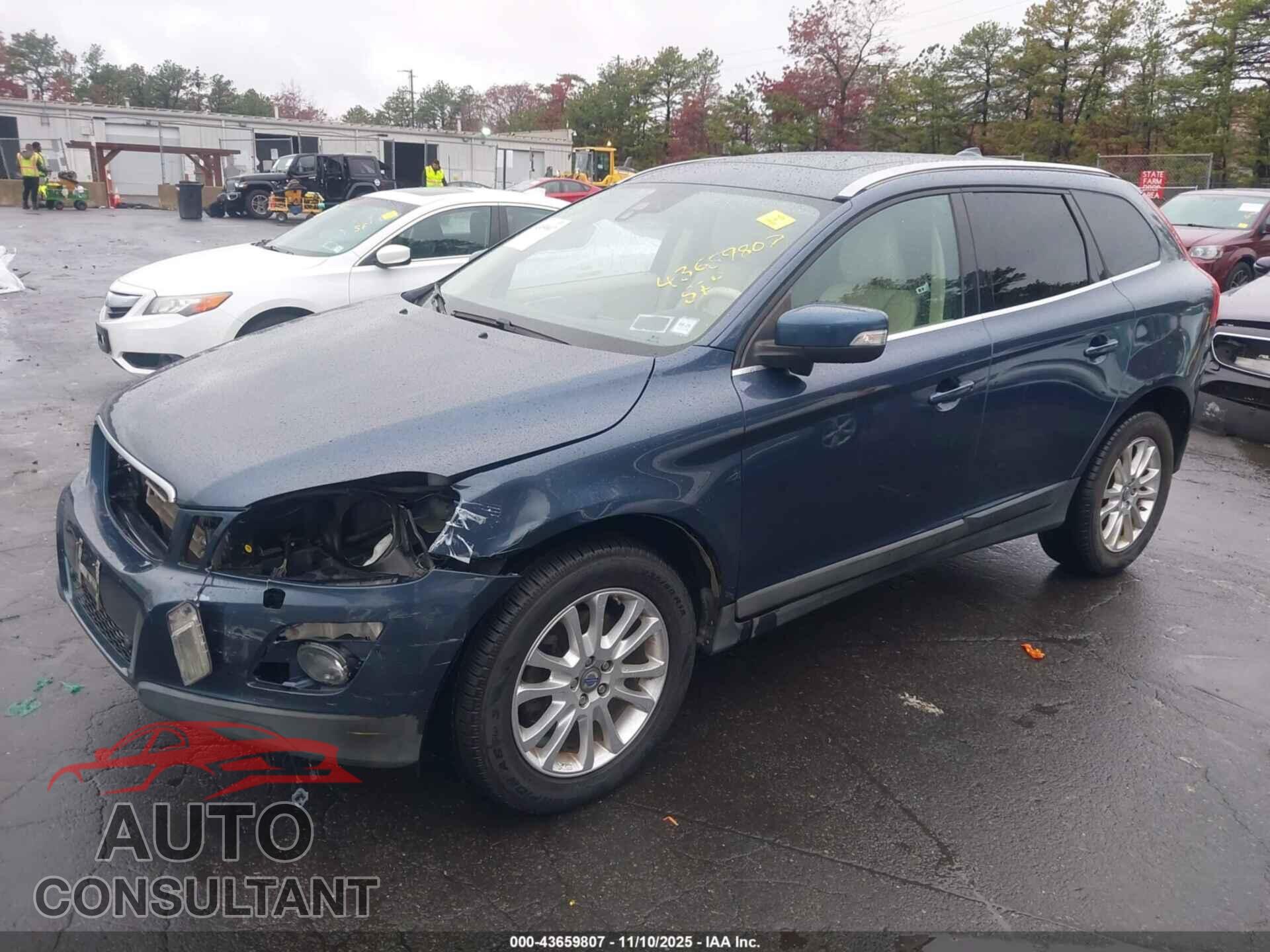 VOLVO XC60 2010 - YV4992DZ9A2061335