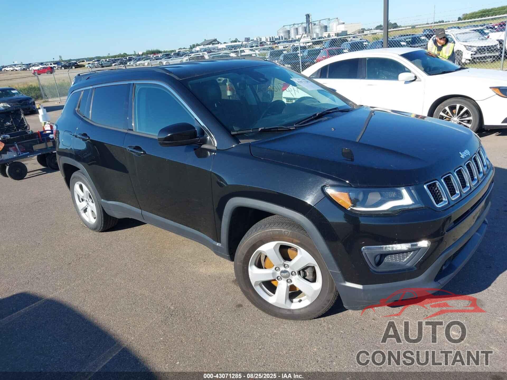 JEEP COMPASS 2018 - 3C4NJCBB1JT304638