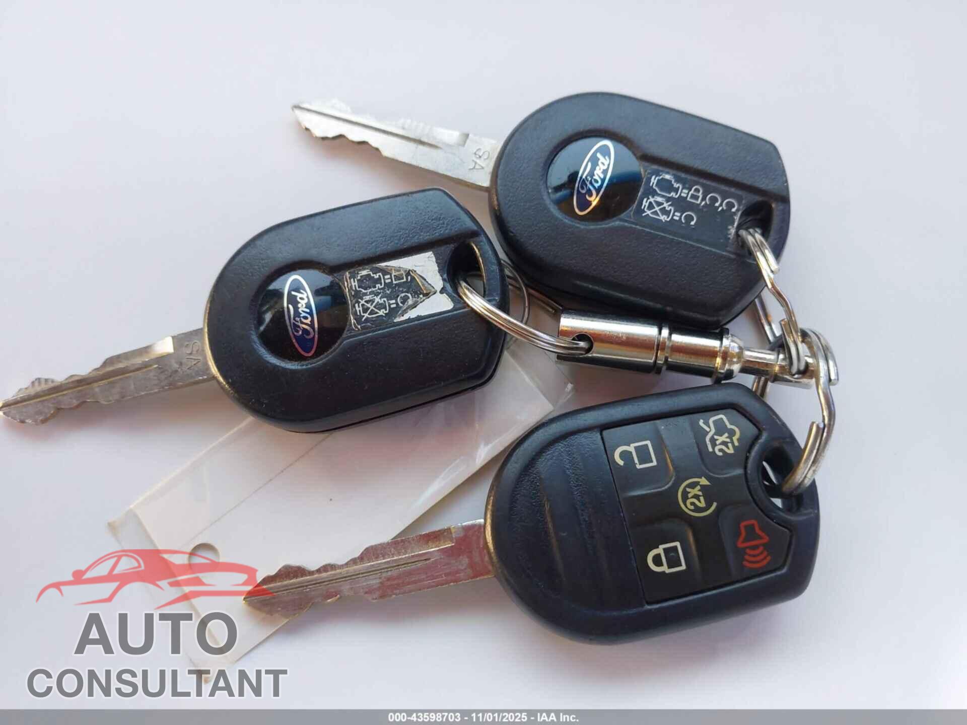 FORD TAURUS 2014 - 1FAHP2E99EG121602