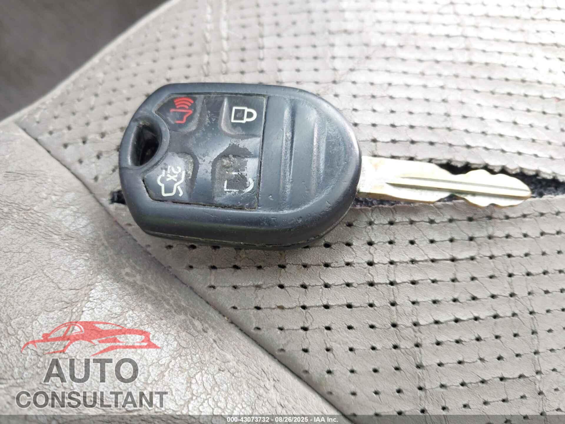 FORD EXPEDITION 2012 - 1FMJU2A56CEF04487