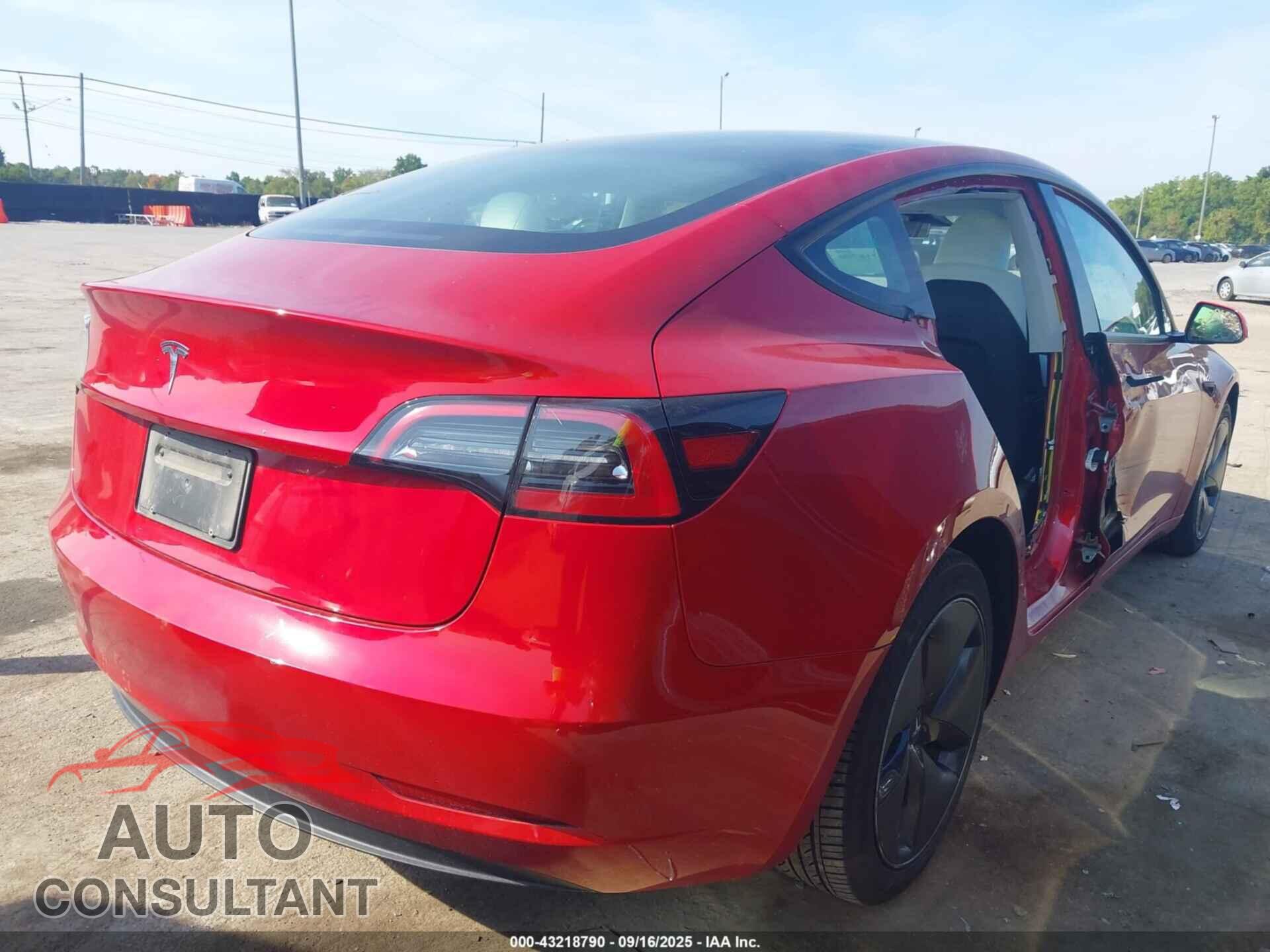 TESLA MODEL 3 2023 - 5YJ3E1EA8PF654746
