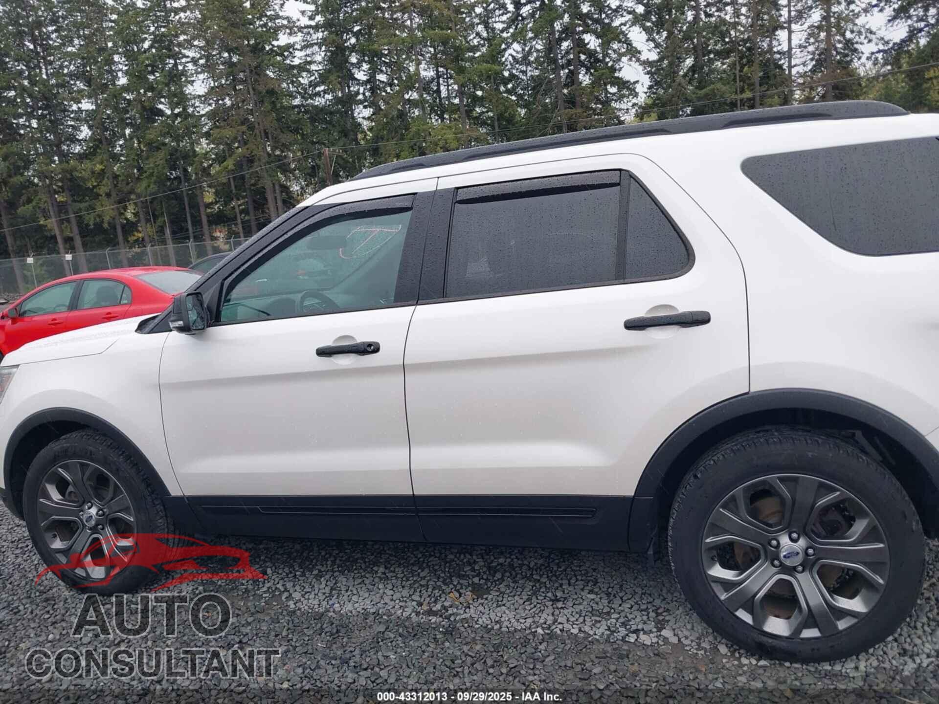 FORD EXPLORER 2018 - 1FM5K8GT0JGB80258