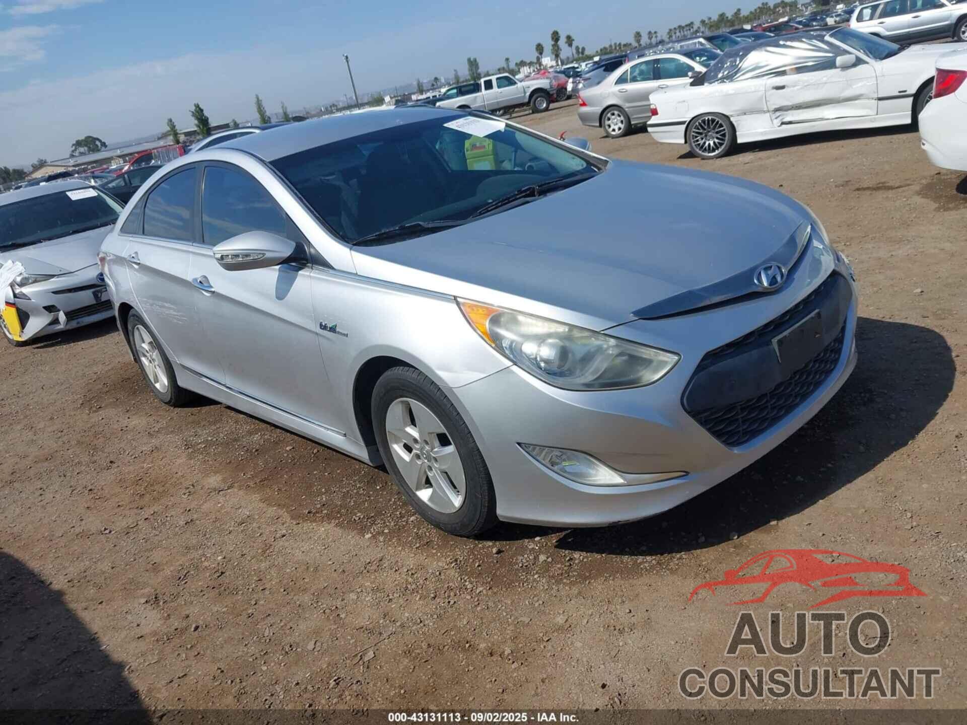 HYUNDAI SONATA HYBRID 2011 - KMHEC4A4XBA004586