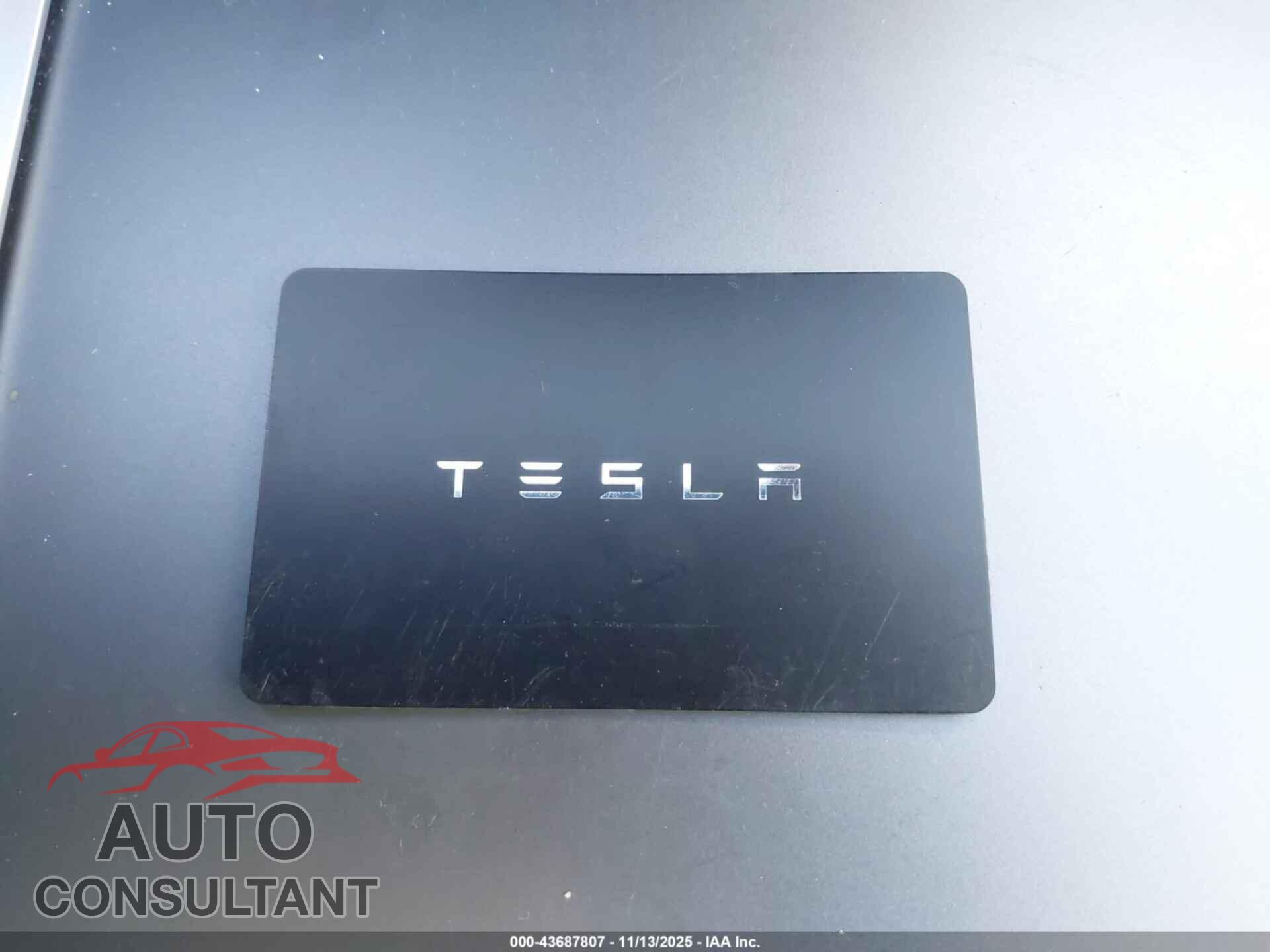 TESLA MODEL 3 2021 - 5YJ3E1EB8MF995925