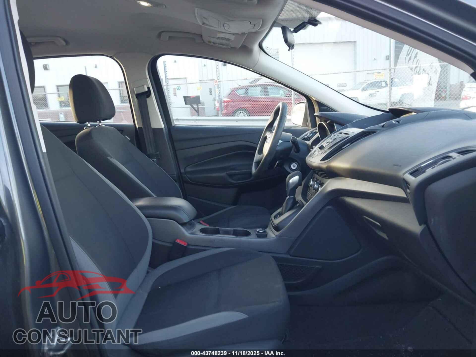 FORD ESCAPE 2014 - 1FMCU0F70EUD77140