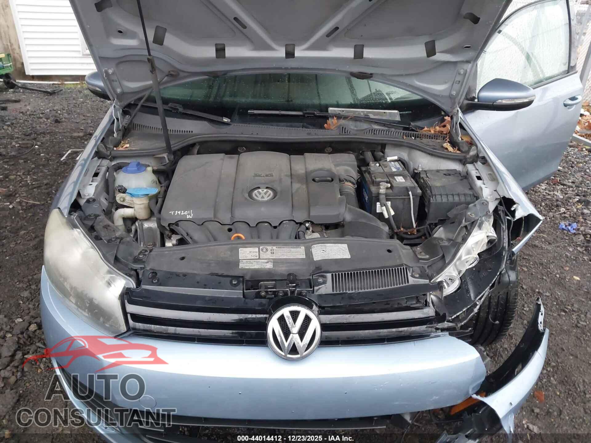 VOLKSWAGEN GOLF 2012 - WVWAB7AJ4CW019165