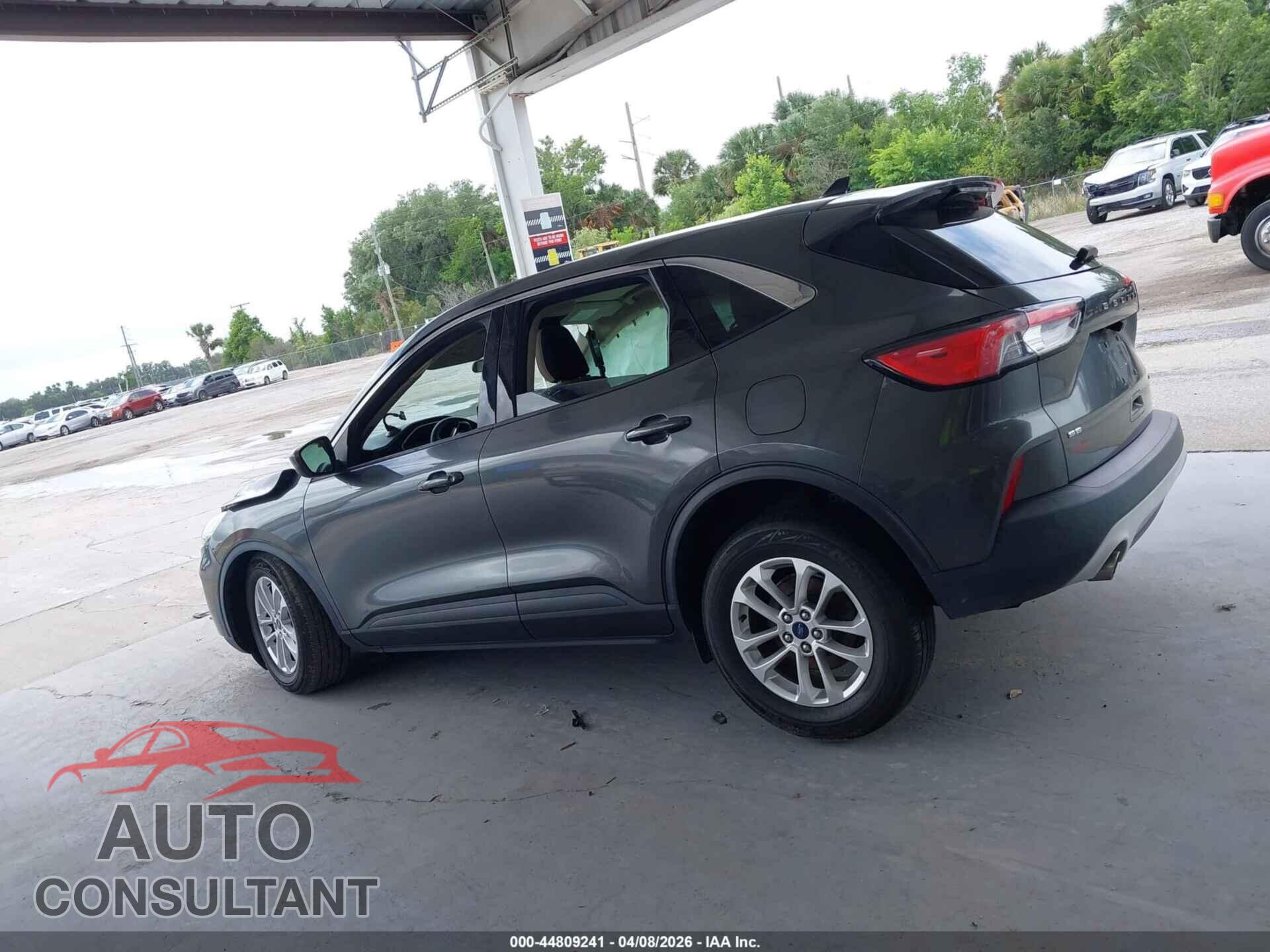 FORD ESCAPE 2020 - 1FMCU0G68LUA24373
