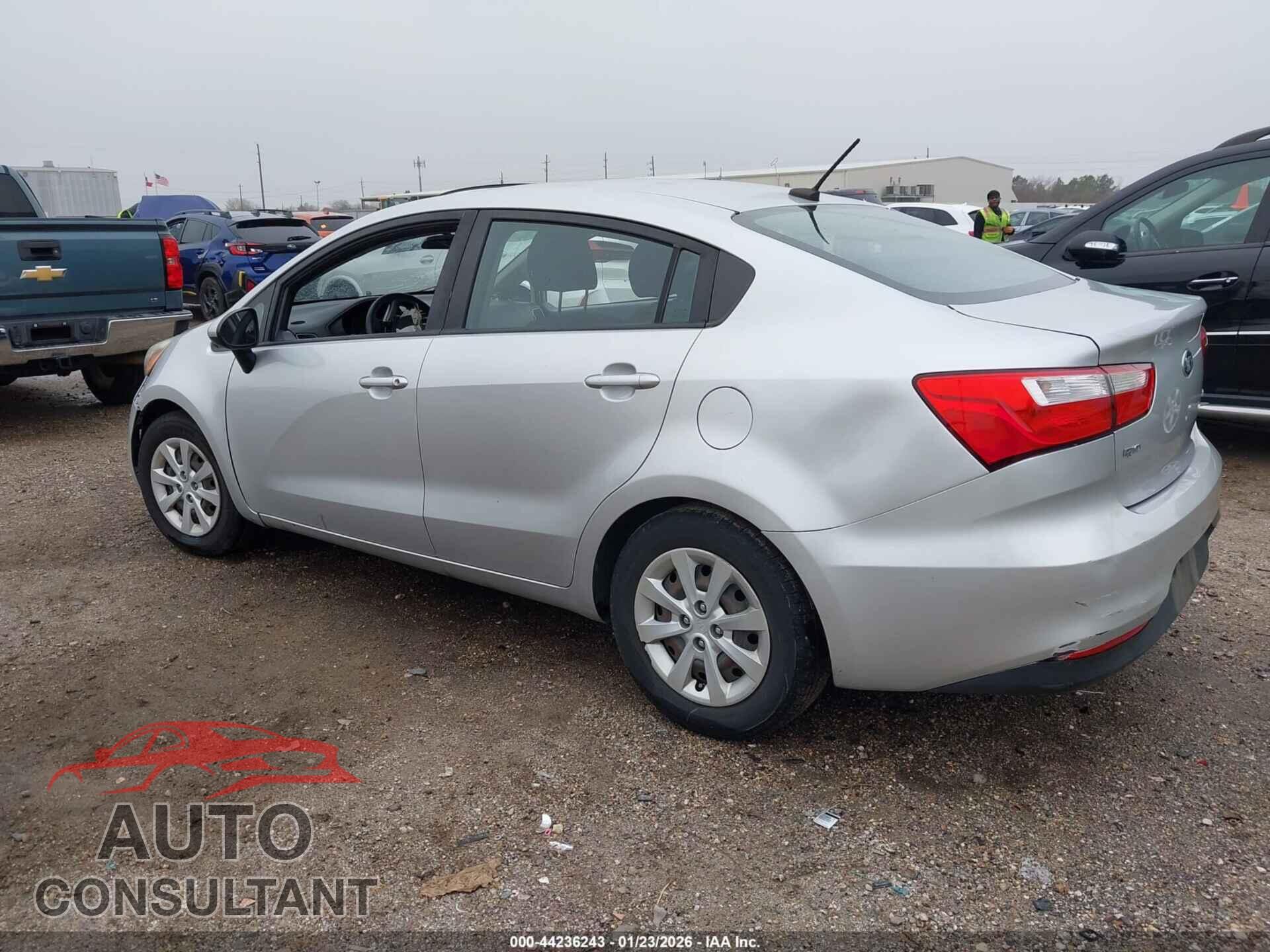 KIA RIO 2017 - KNADM4A31H6007650