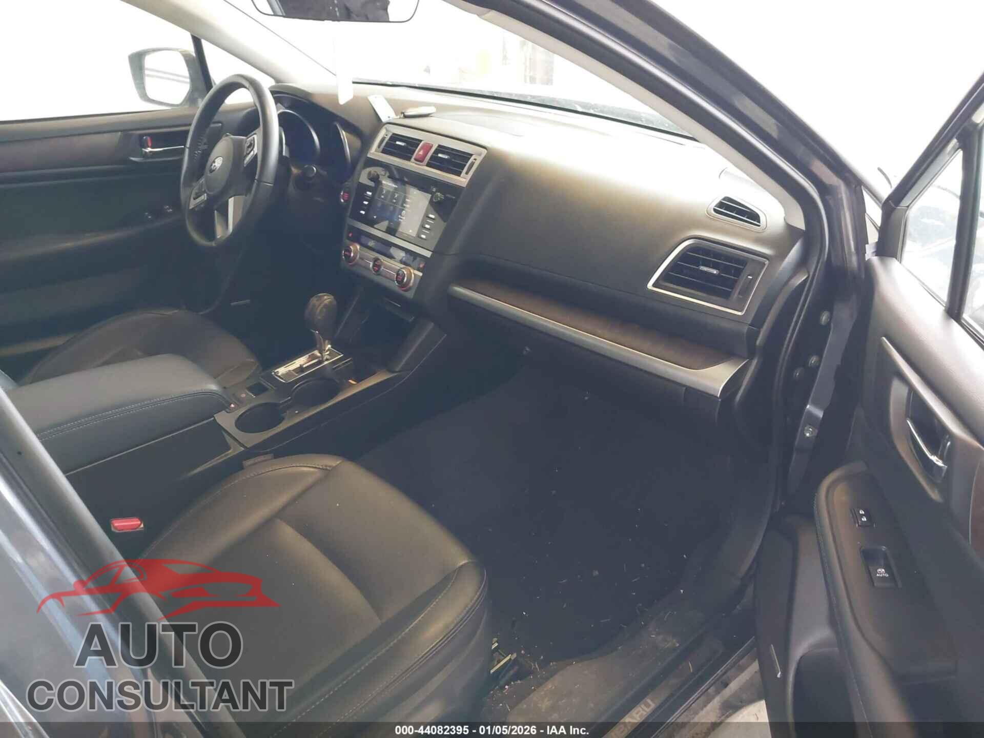 SUBARU OUTBACK 2017 - 4S4BSANC3H3398984