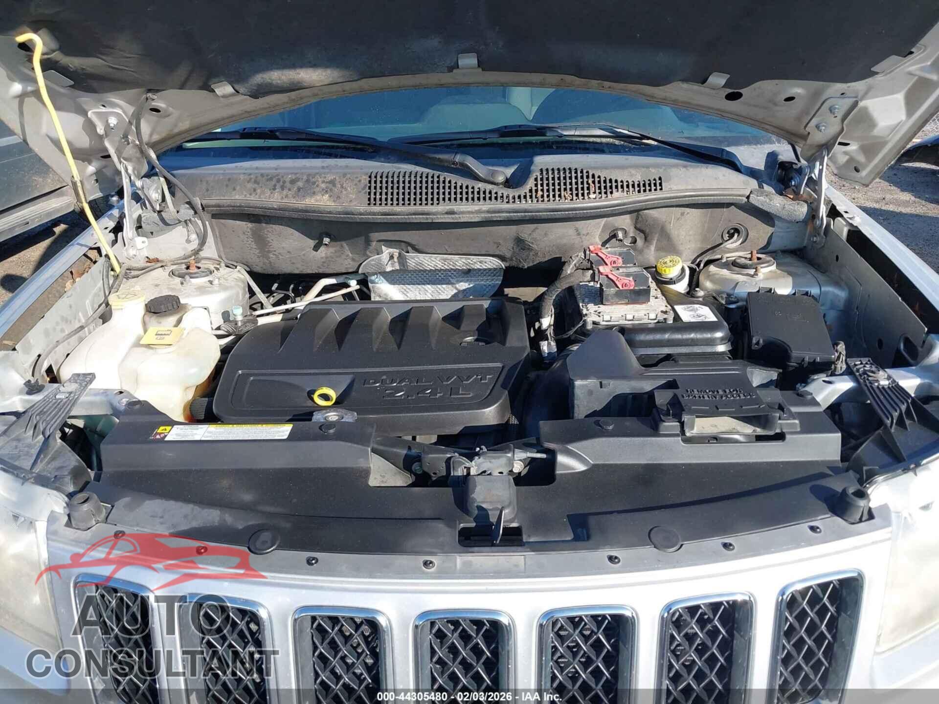 JEEP COMPASS 2011 - 1J4NF1FB3BD136079