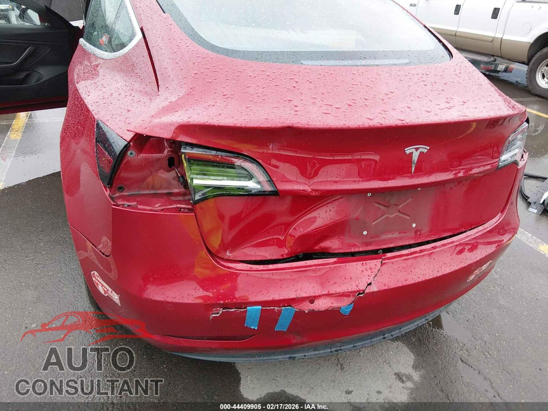 TESLA MODEL 3 2017 - 5YJ3E1EA5HF000708