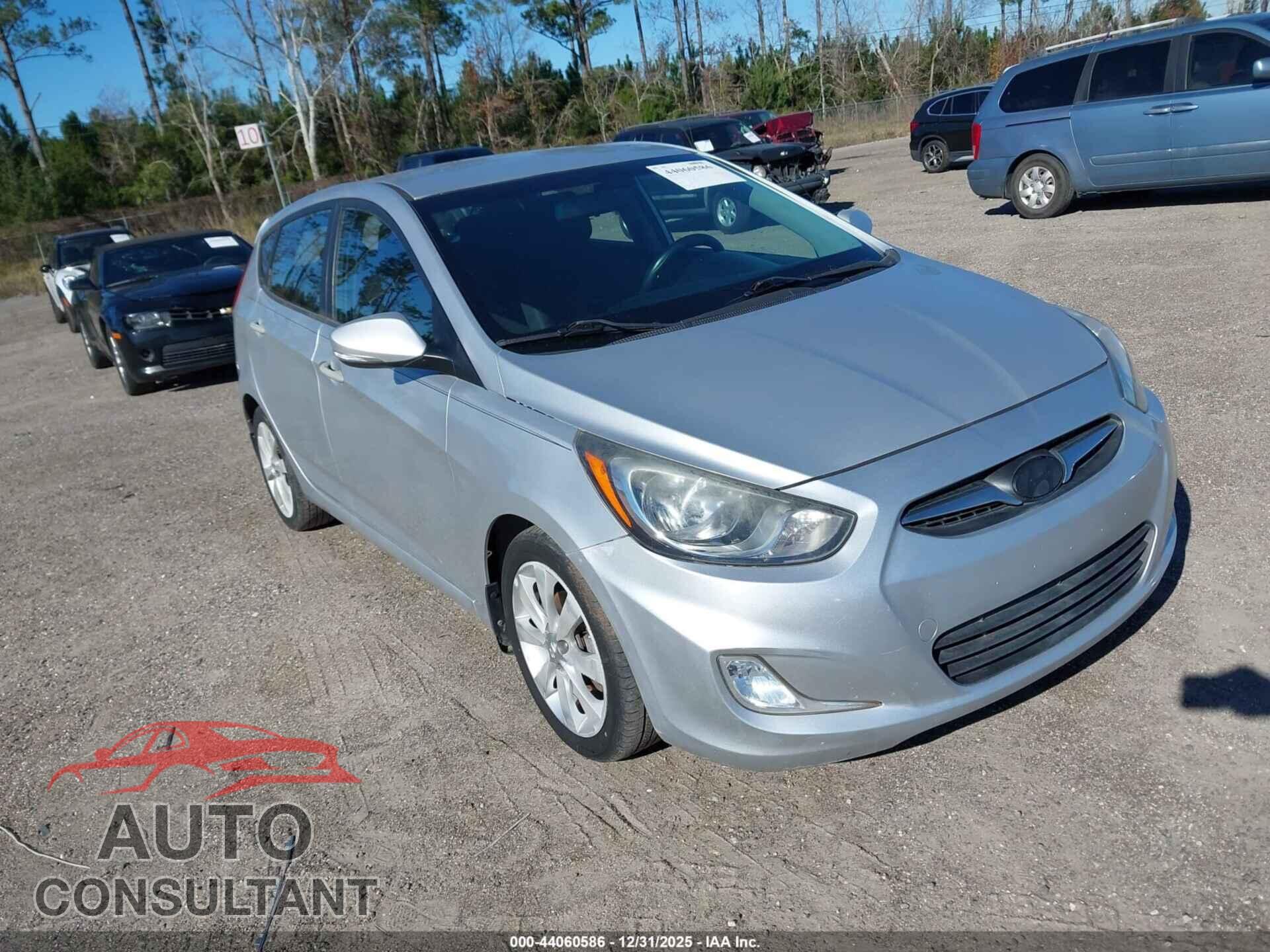 HYUNDAI ACCENT 2013 - KMHCU5AEXDU076702