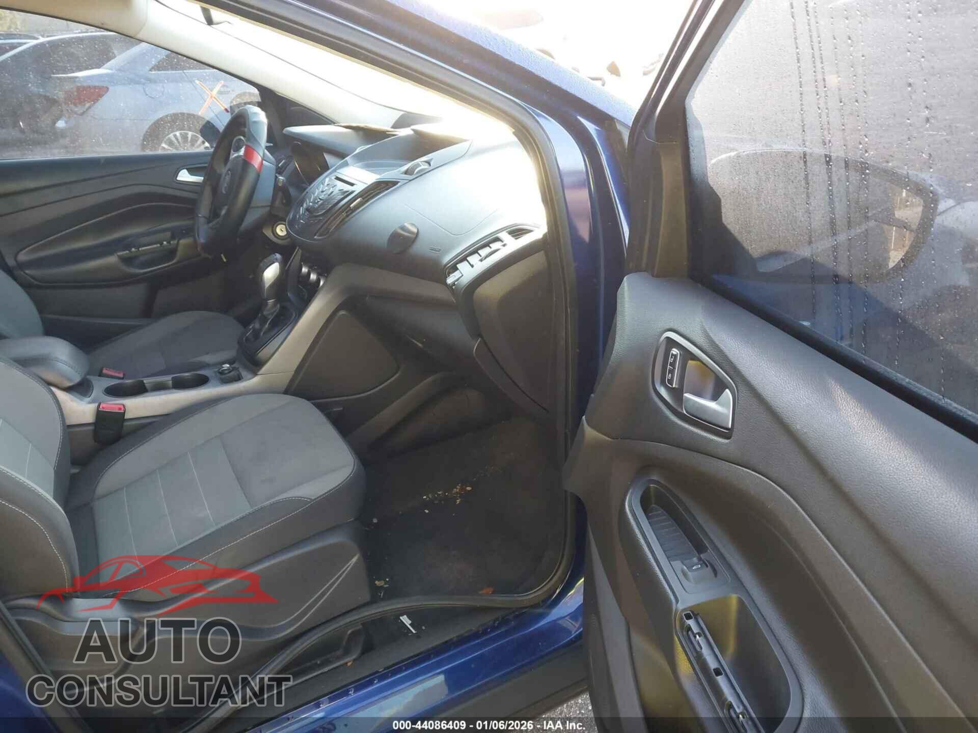 FORD ESCAPE 2014 - 1FMCU0GX7EUD77621