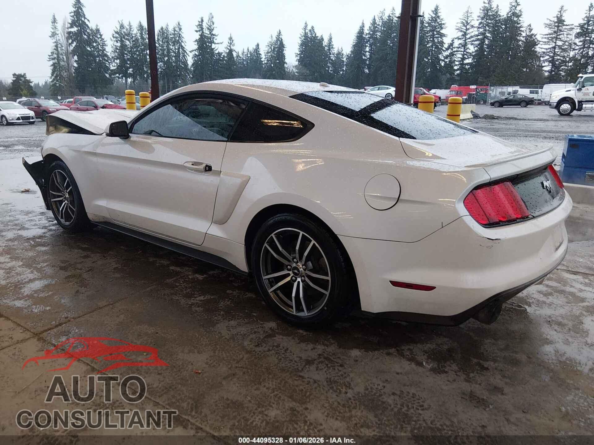 FORD MUSTANG 2017 - 1FA6P8THXH5220191