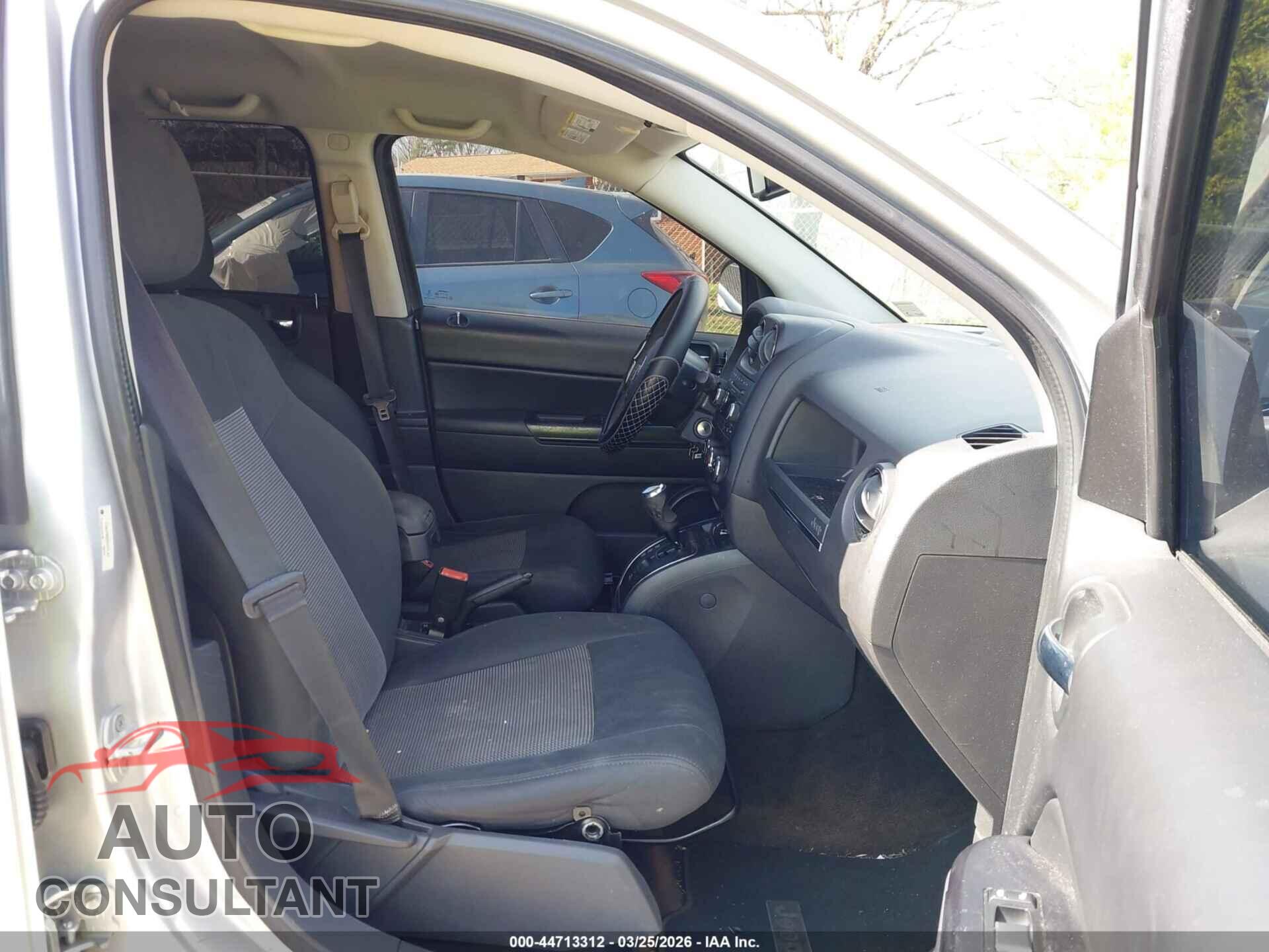 JEEP COMPASS 2013 - 1C4NJDBB2DD272167