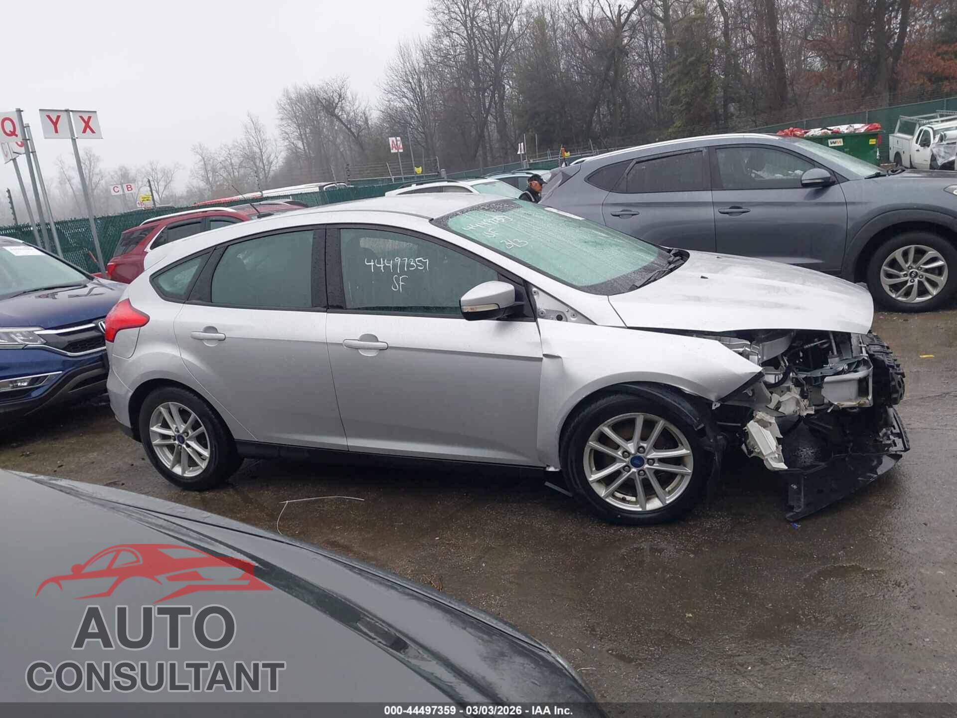 FORD FOCUS 2017 - 1FADP3K29HL346495