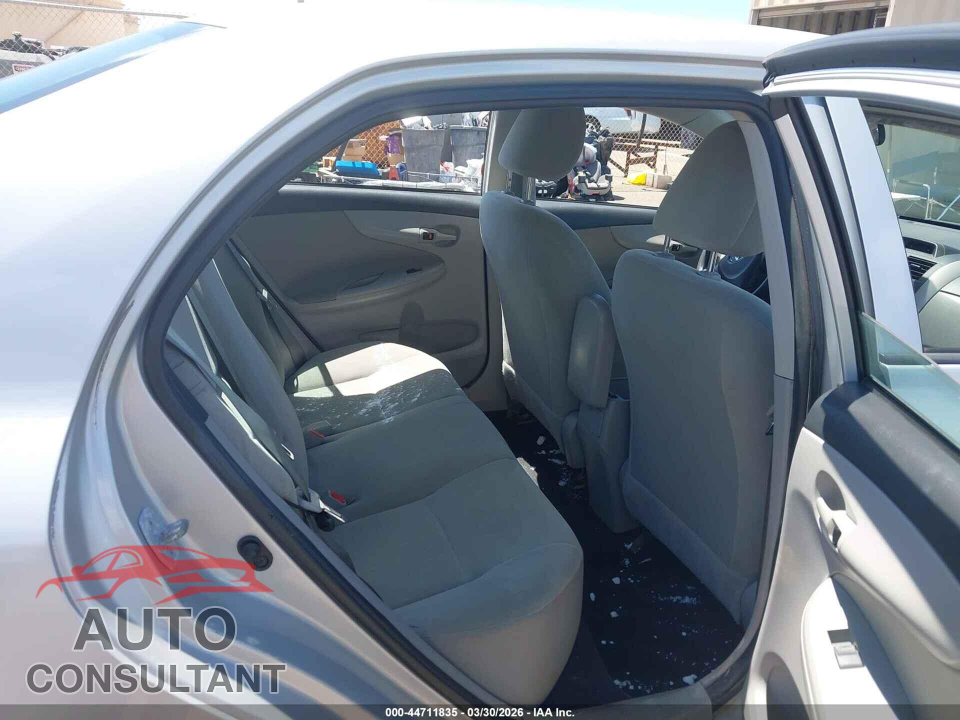 TOYOTA COROLLA 2013 - 2T1BU4EE4DC972771