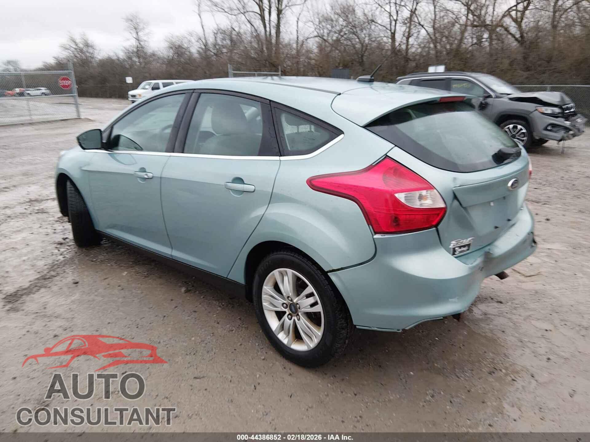 FORD FOCUS 2012 - 1FAHP3M24CL471685