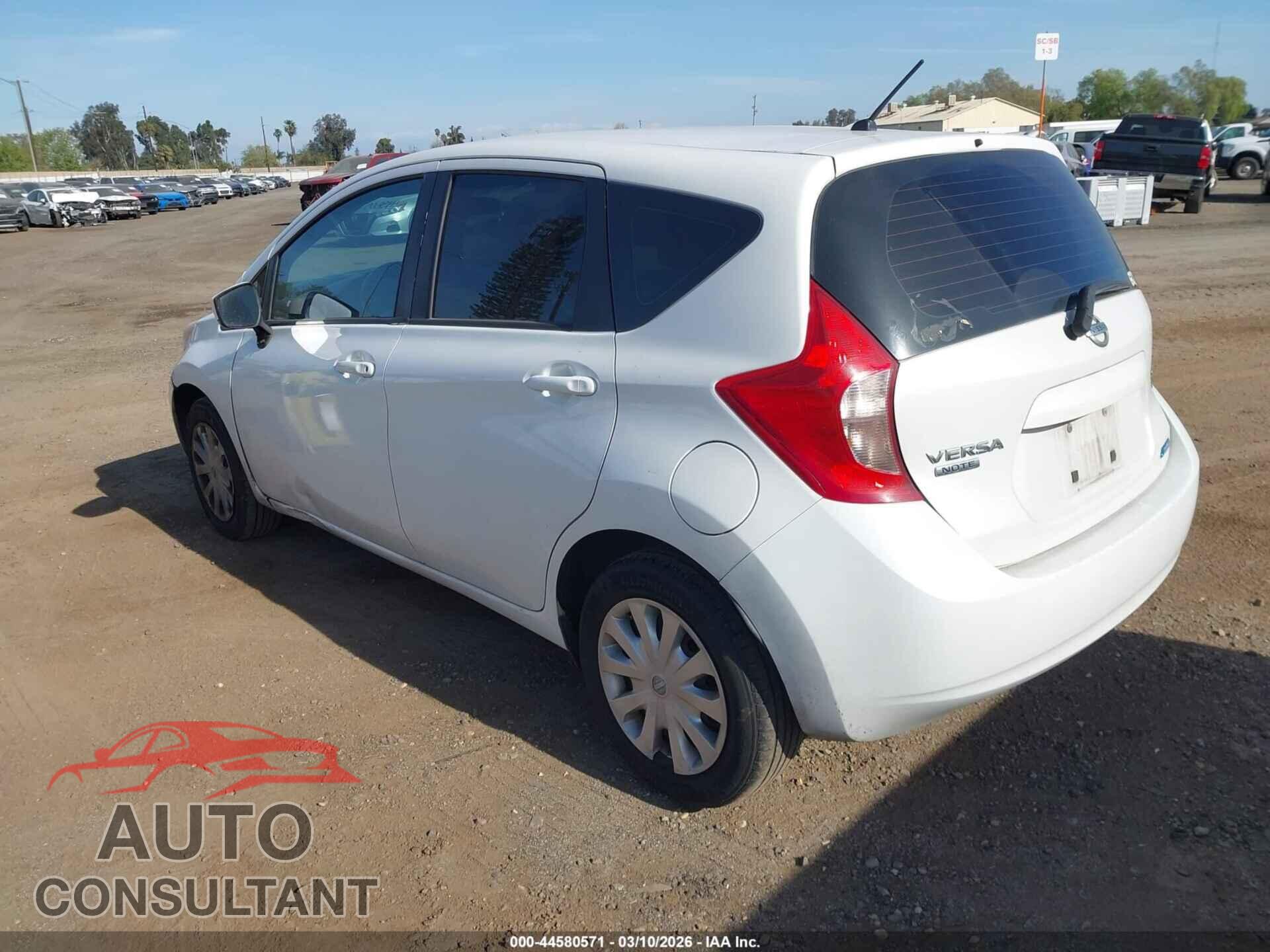 NISSAN VERSA NOTE 2015 - 3N1CE2CP5FL360950