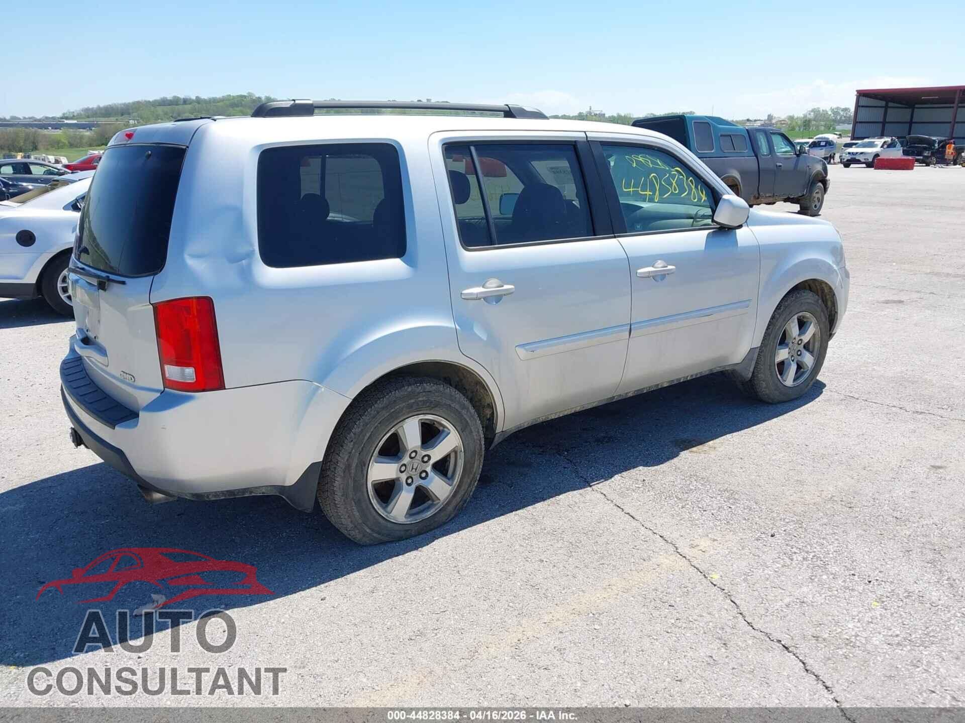 HONDA PILOT 2009 - 5FNYF48619B055881
