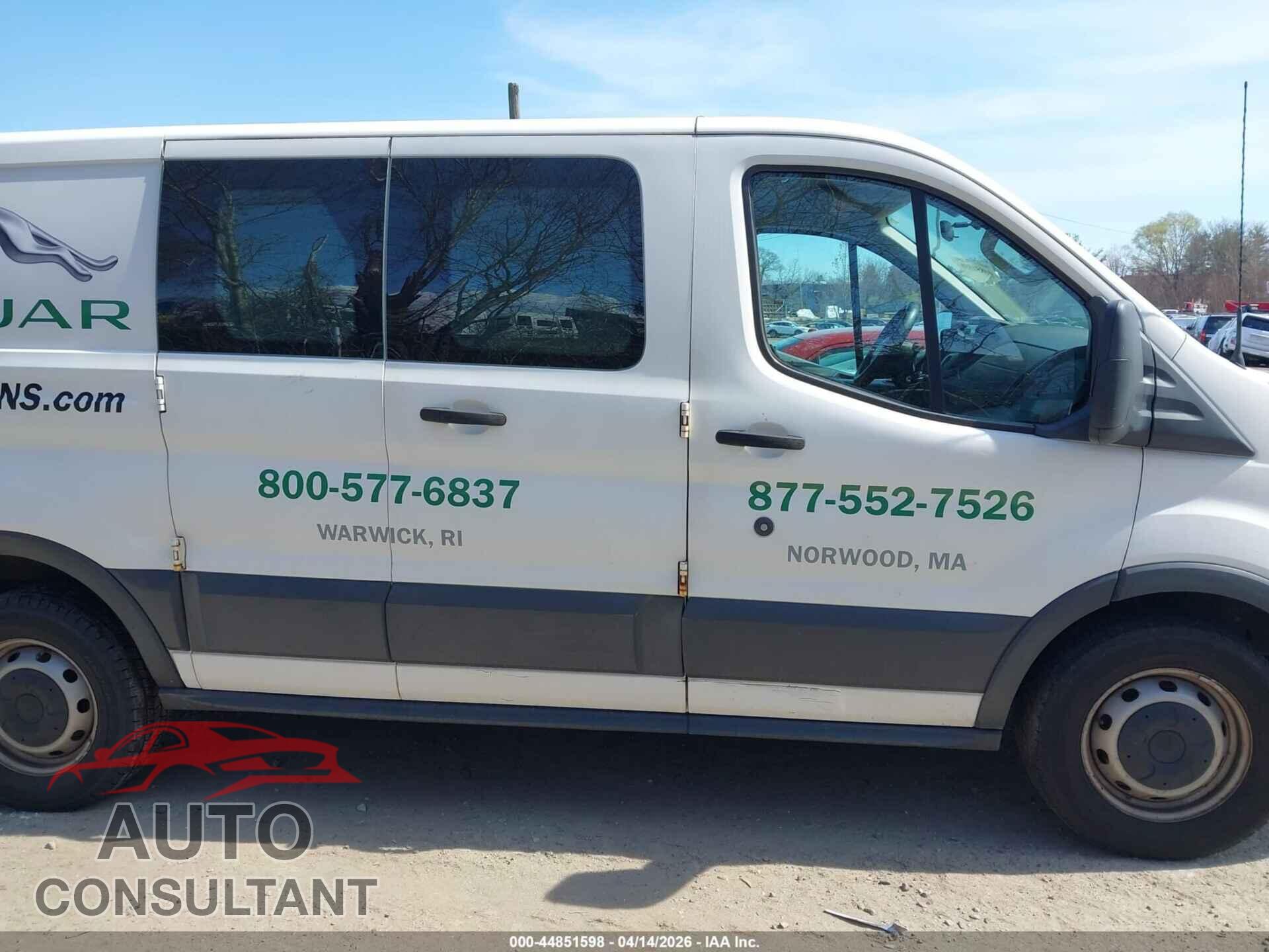 FORD TRANSIT-150 2015 - 1FTNE1ZM7FKA11674