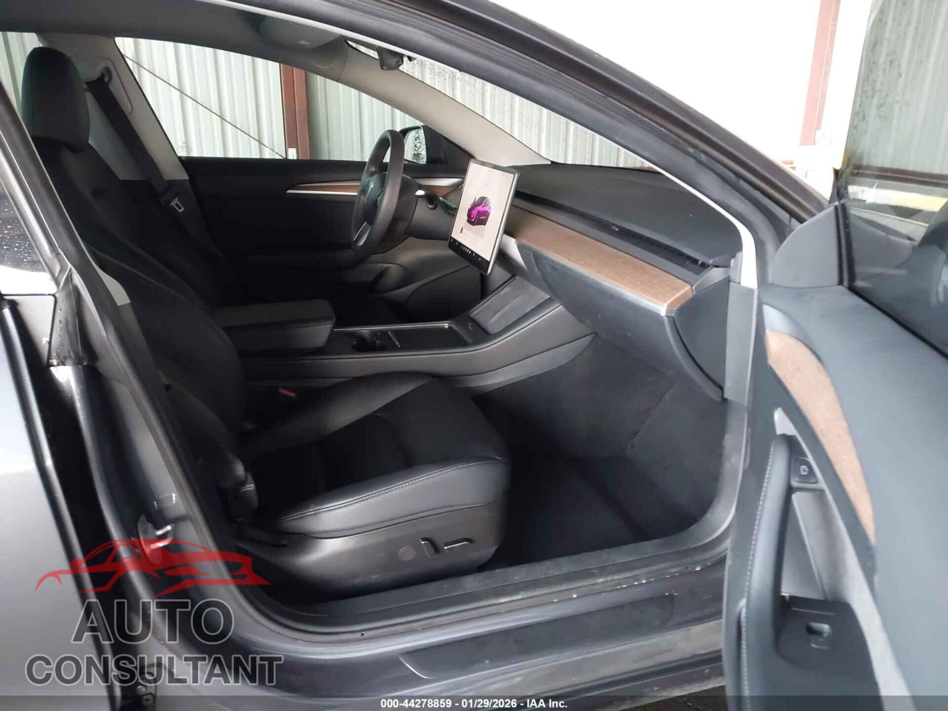 TESLA MODEL 3 2023 - 5YJ3E1EA4PF646028