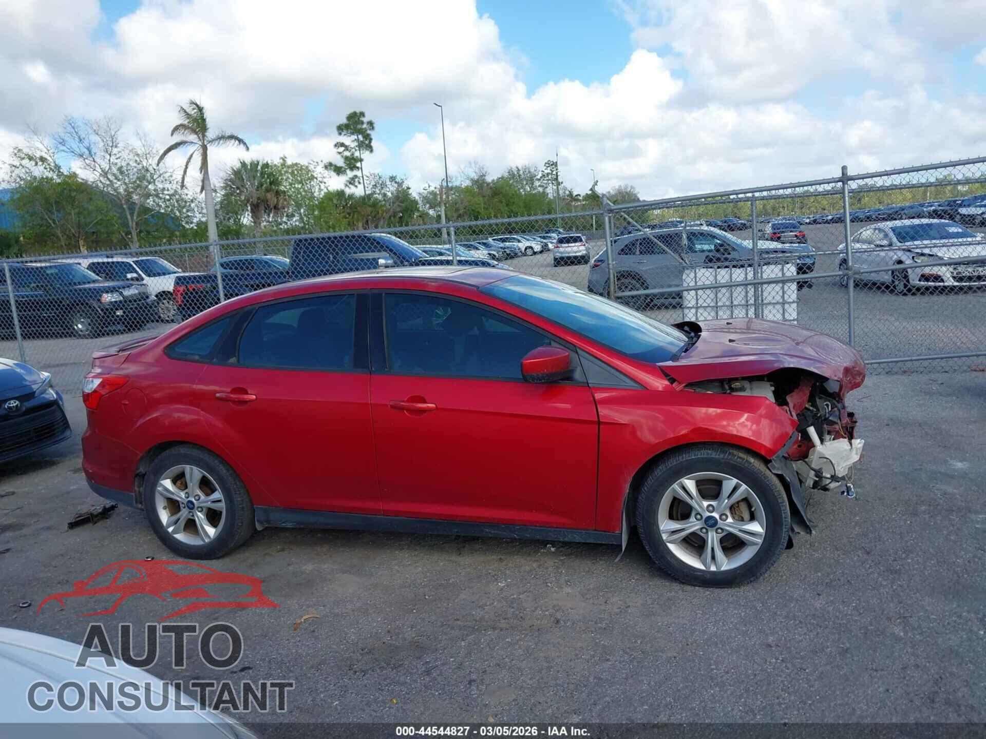 FORD FOCUS 2012 - 1FAHP3F29CL447119