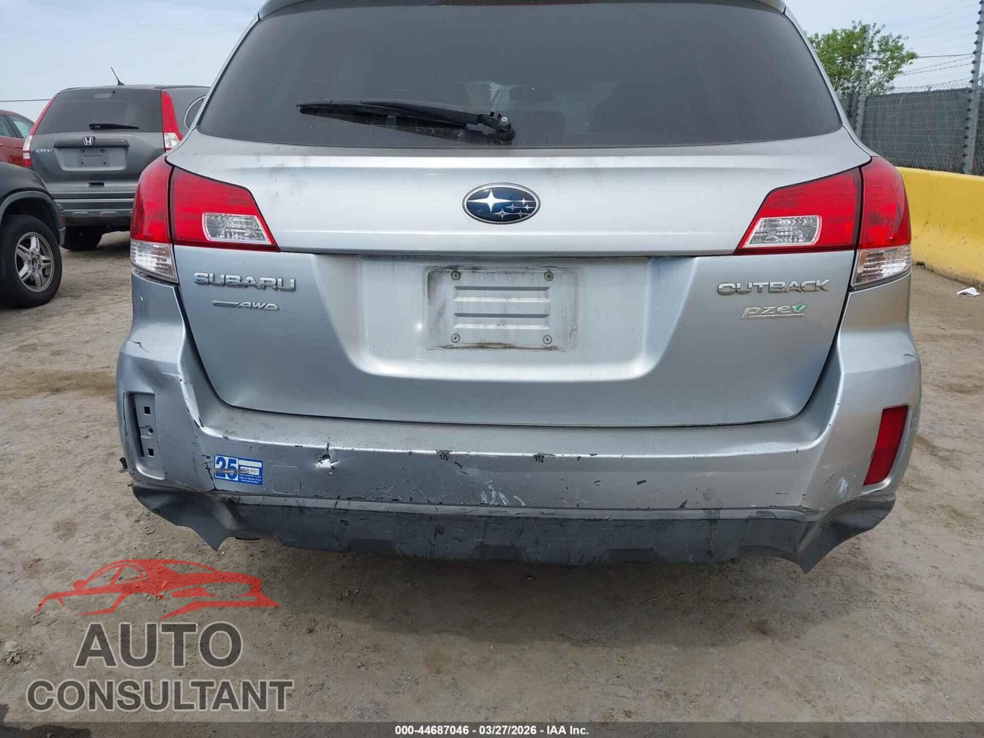 SUBARU OUTBACK 2013 - 4S4BRBCC2D3222104