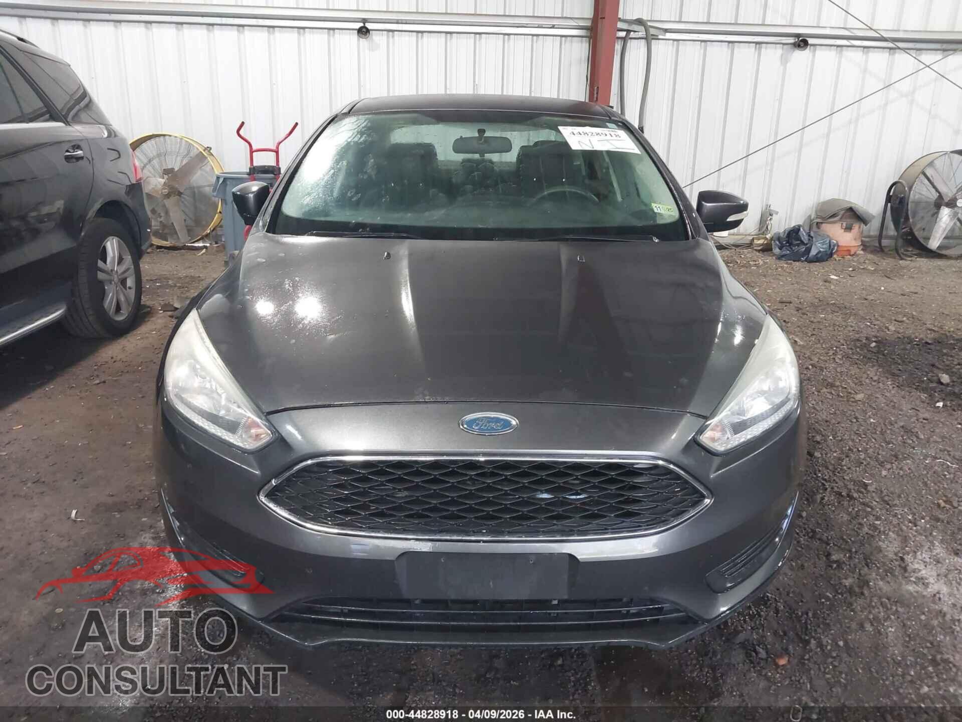 FORD FOCUS 2016 - 1FADP3F26GL296602