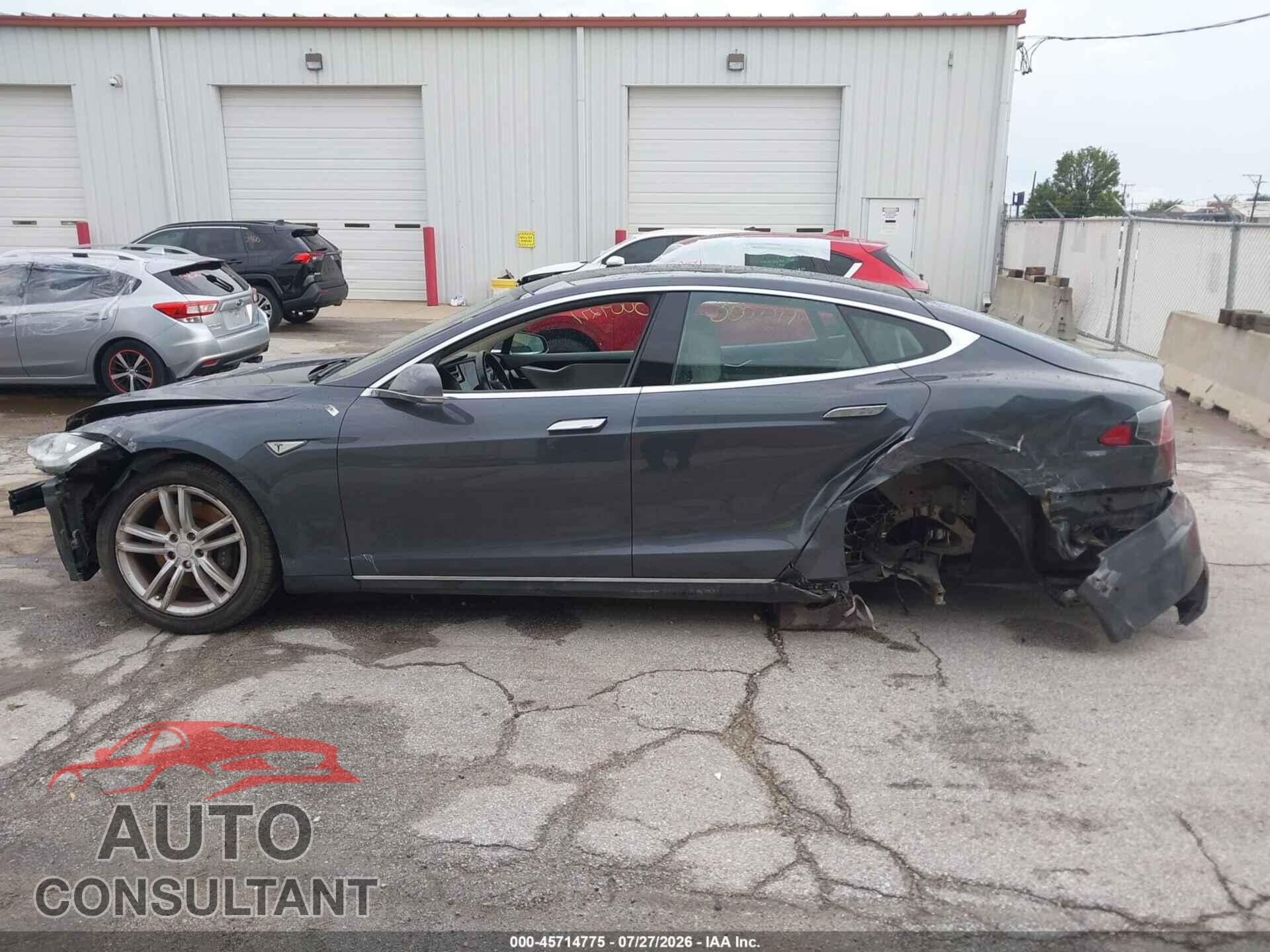 TESLA MODEL S 2015 - 5YJSA1H27FF080313