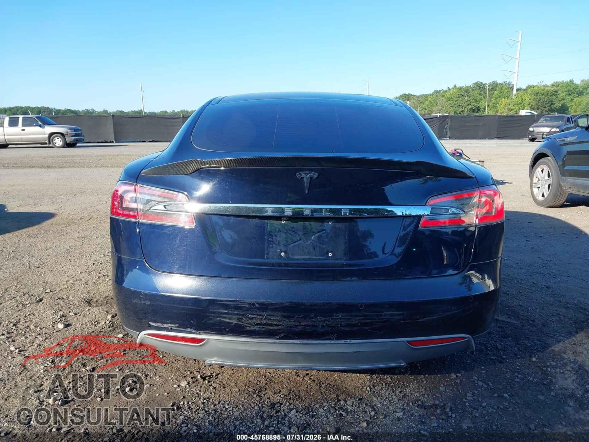 TESLA MODEL S 2013 - 5YJSA1CN4DFP24316