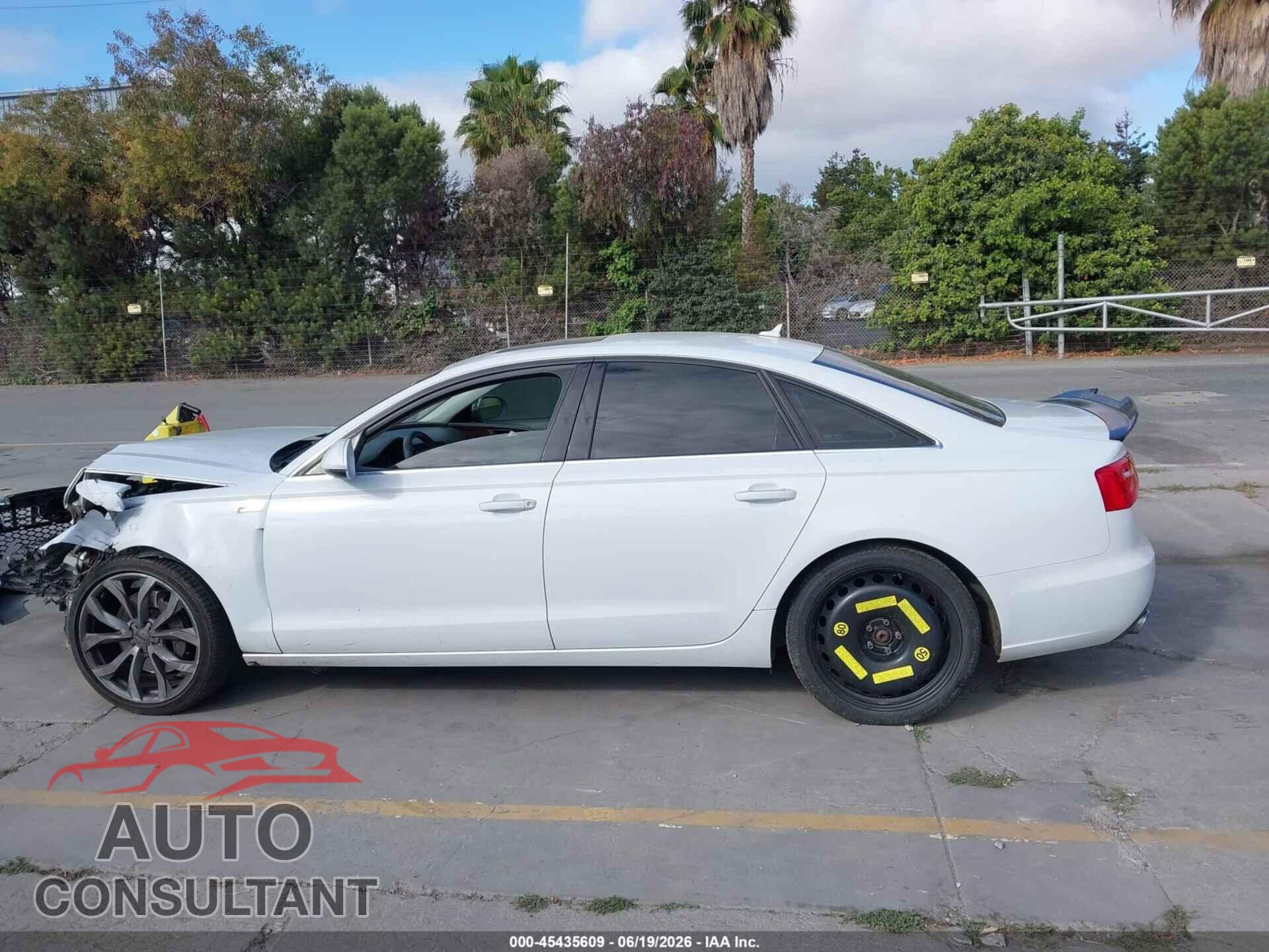 AUDI A6 2013 - WAUGGAFC8DN132575