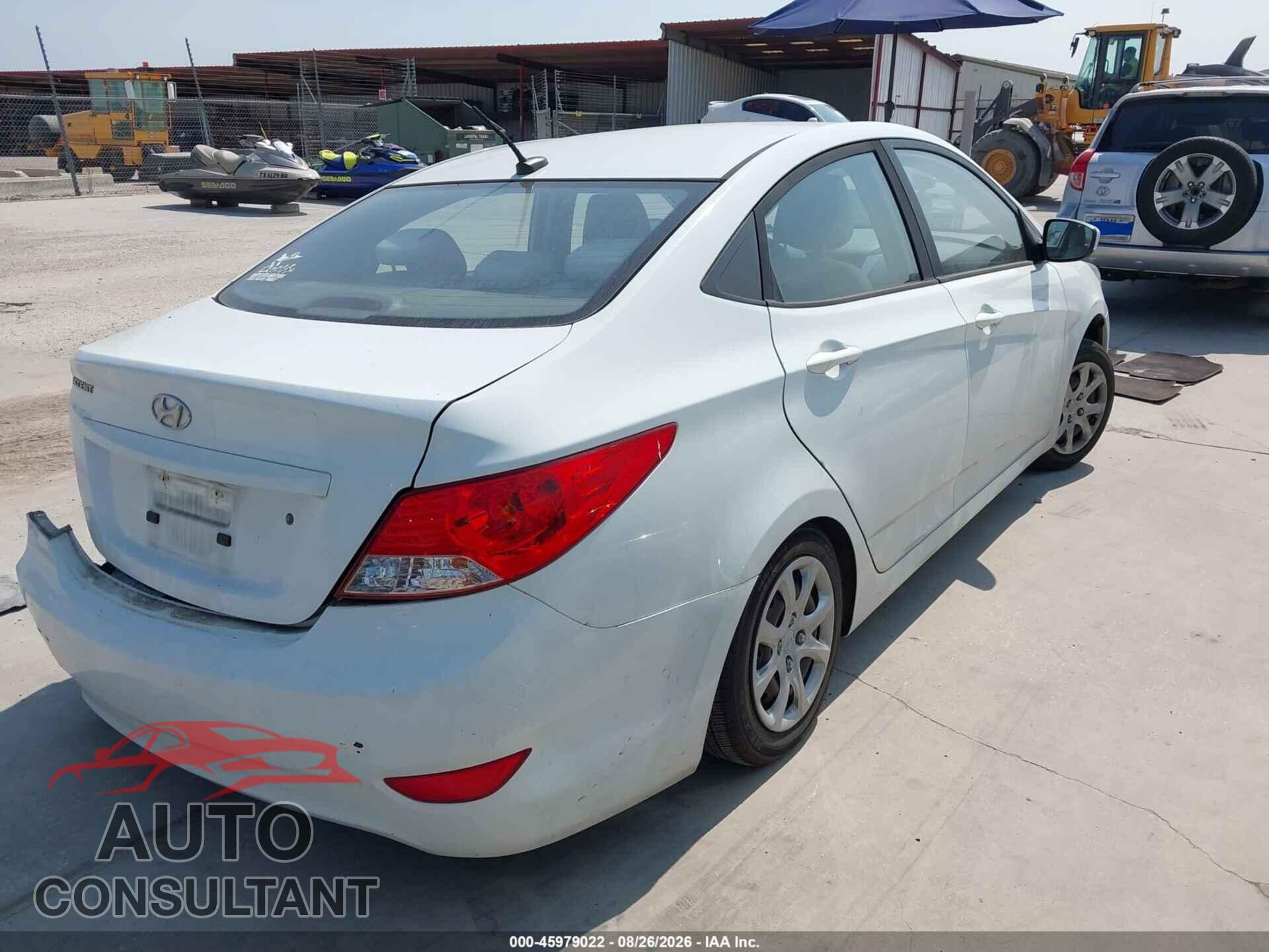 HYUNDAI ACCENT 2013 - KMHCT4AE3DU557002