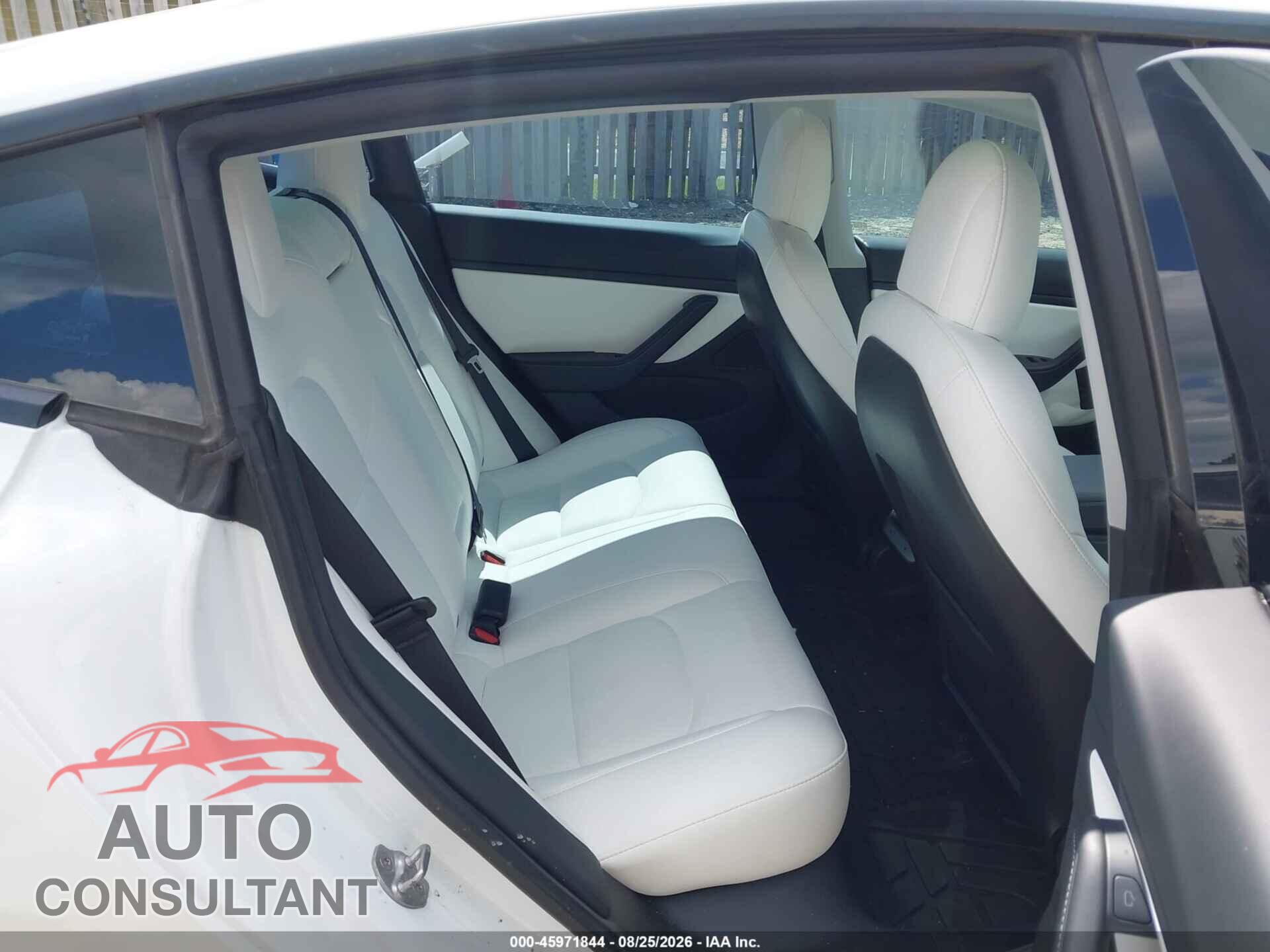 TESLA MODEL 3 2021 - 5YJ3E1EB5MF927016