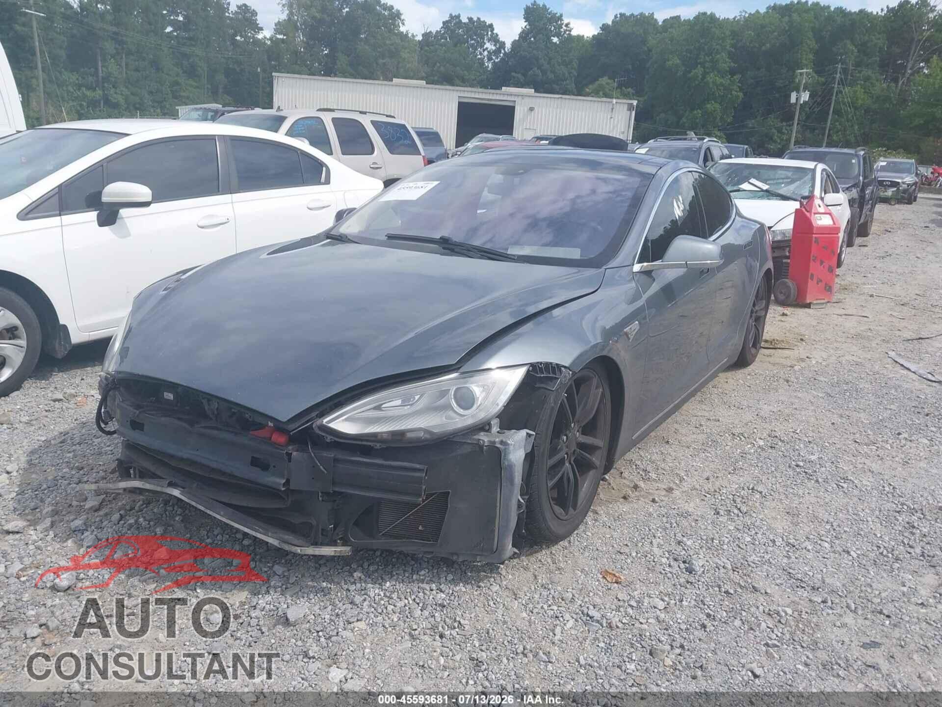 TESLA MODEL S 2013 - 5YJSA1CN6DFP08389