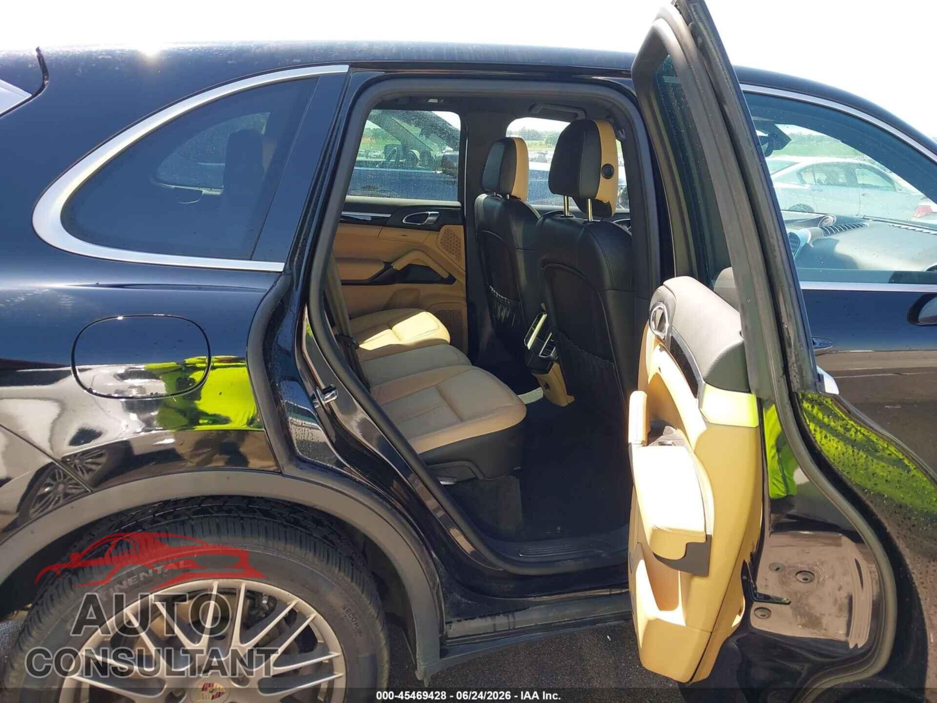 PORSCHE CAYENNE 2014 - WP1AA2A28ELA08865